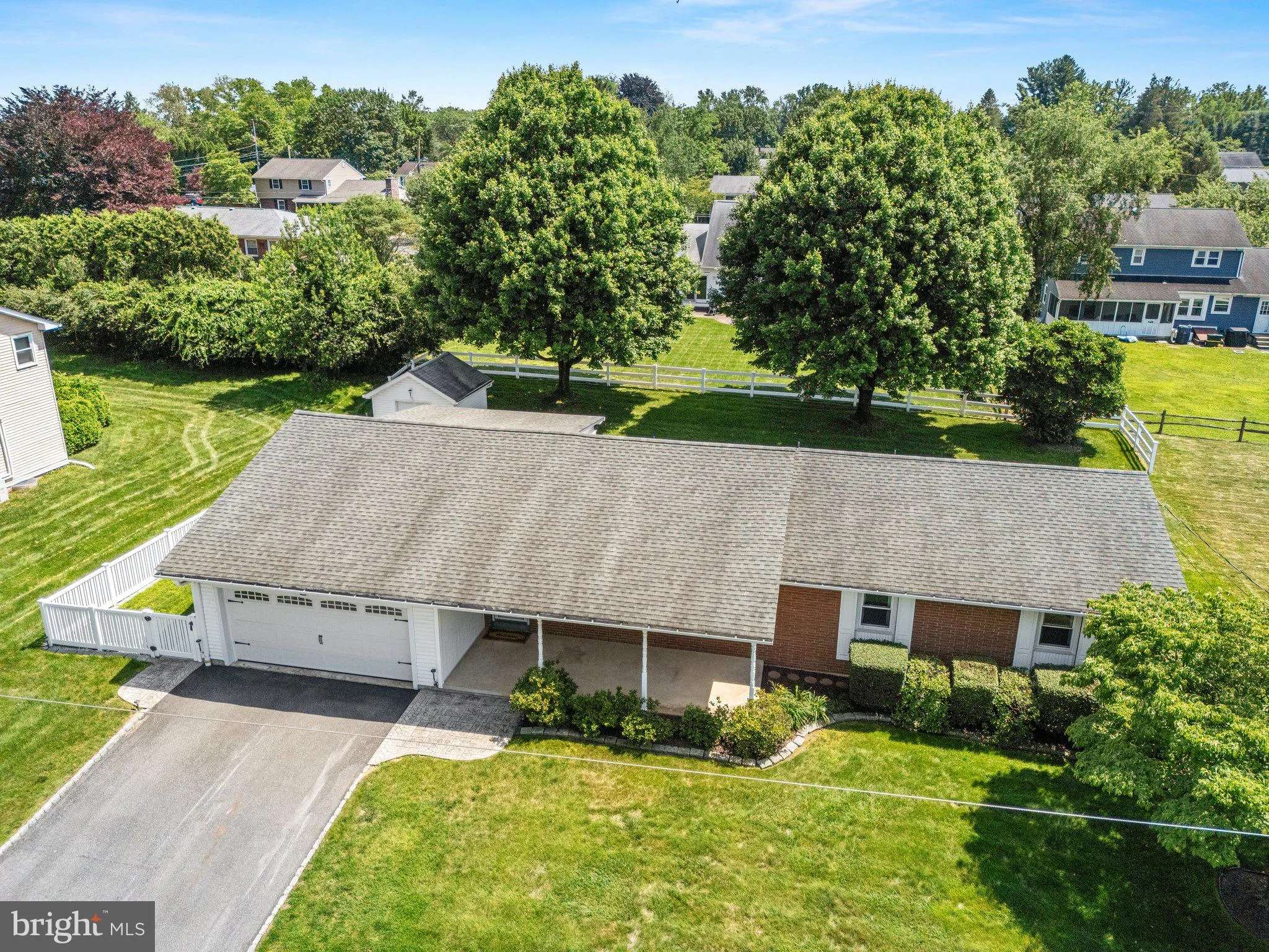 Easton, Pennsylvania 18045, United States, 3 Bedrooms Bedrooms, ,4 BathroomsBathrooms,Residential,Pending,158672