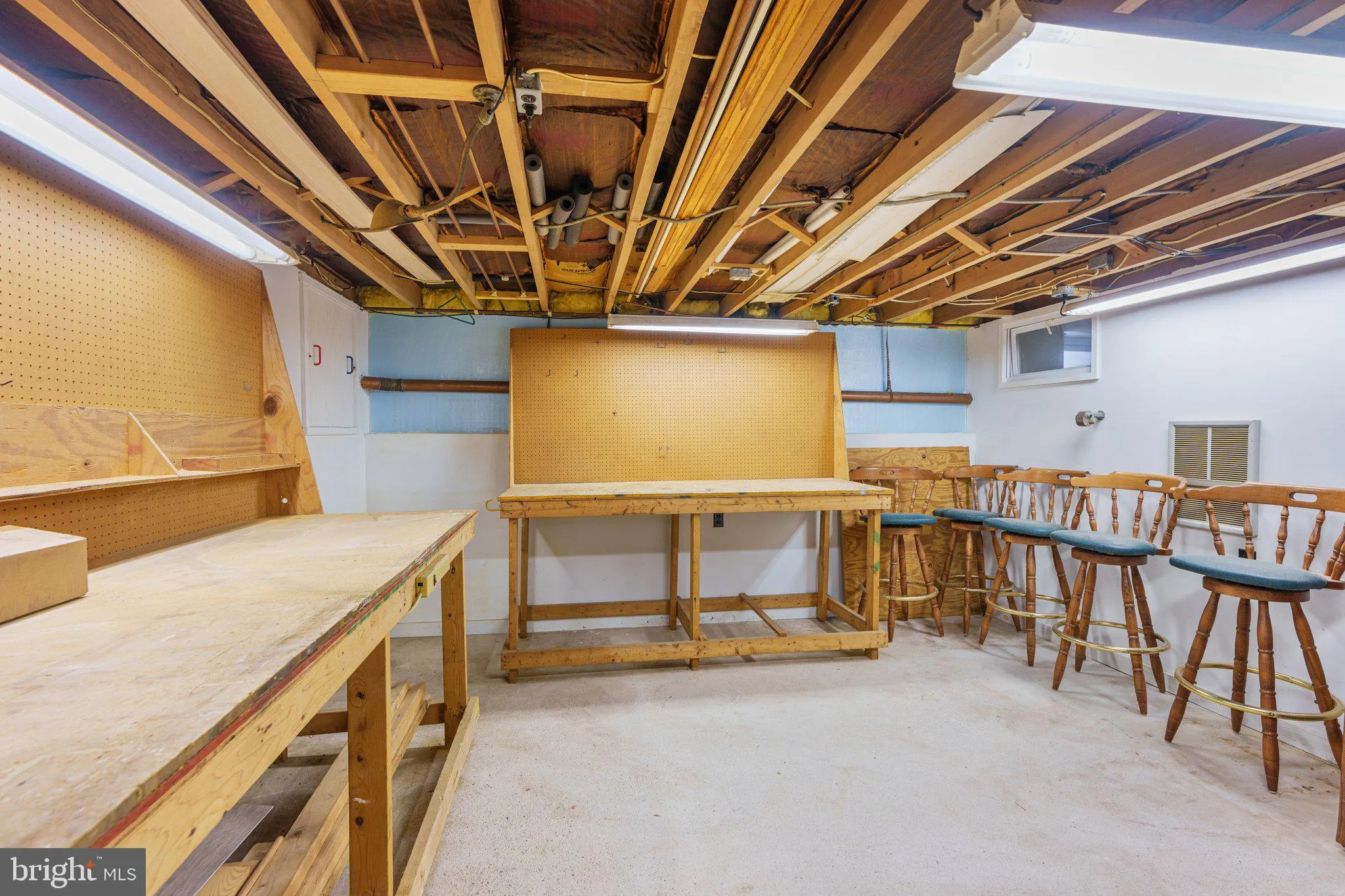 Easton, Pennsylvania 18045, United States, 3 Bedrooms Bedrooms, ,4 BathroomsBathrooms,Residential,Pending,158672