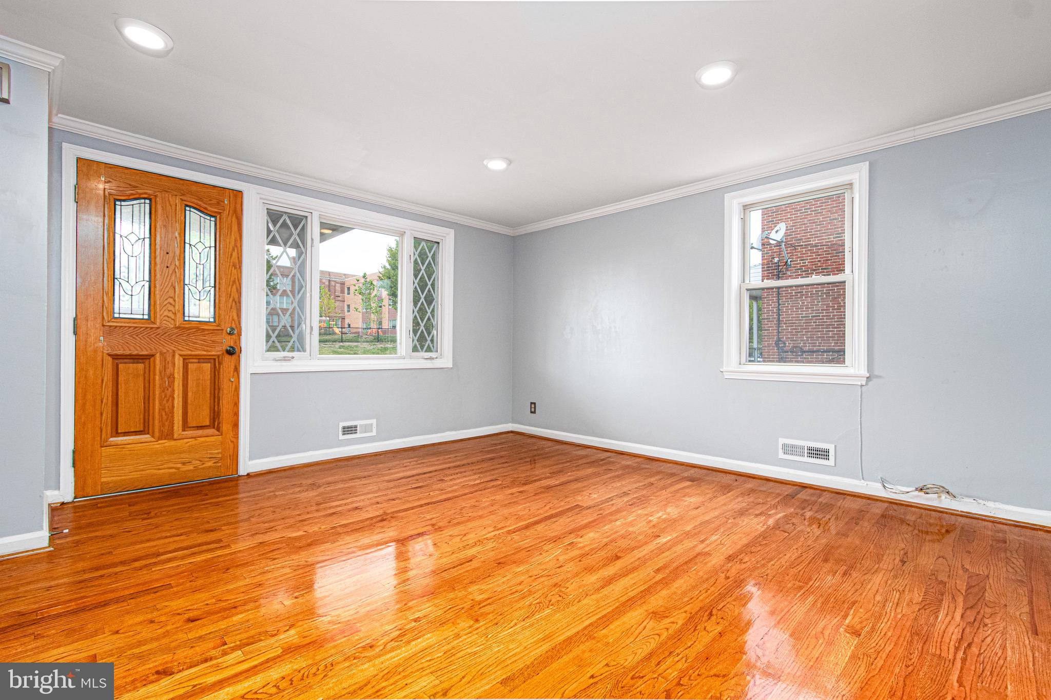 GREEKTOWN - Residential