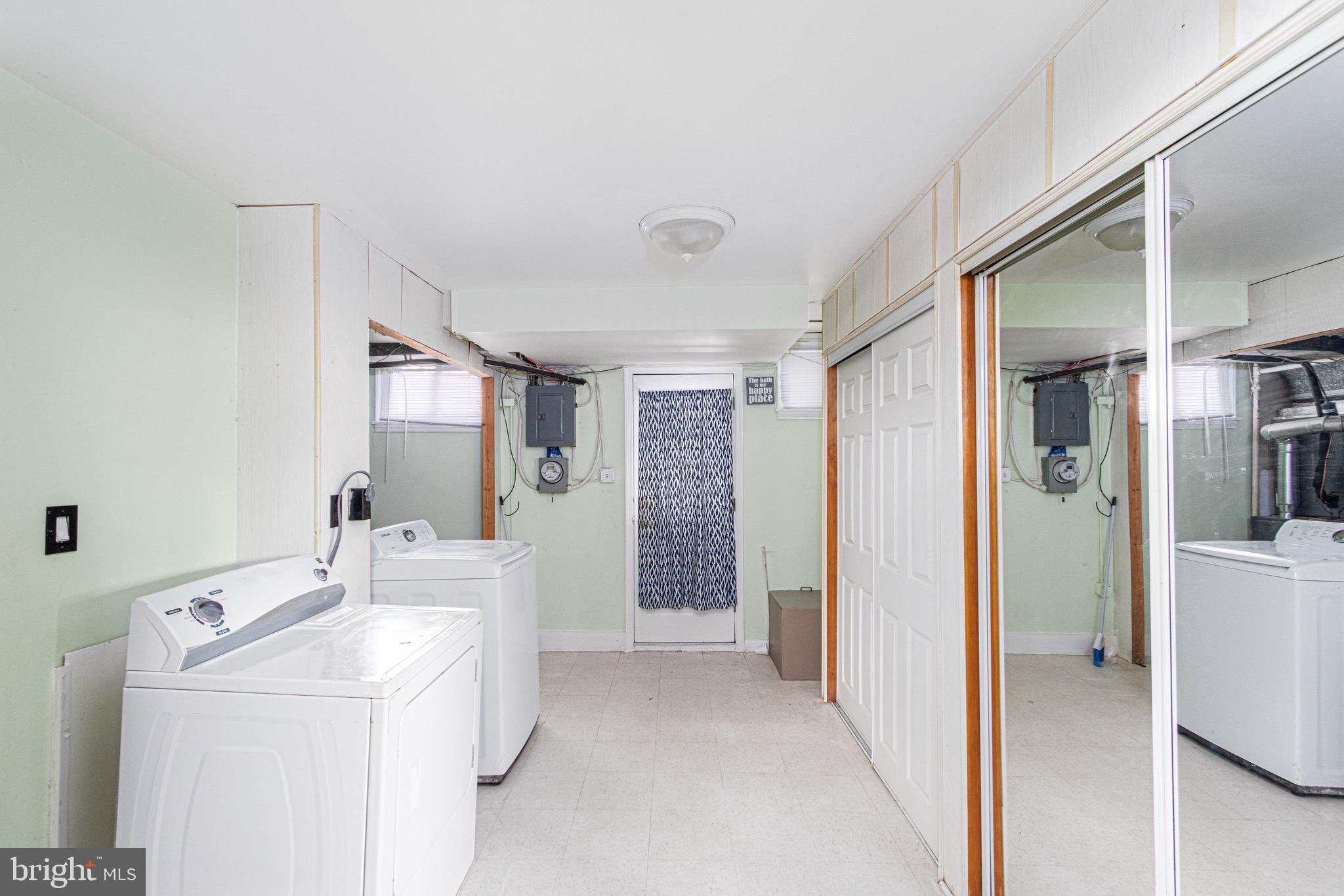 GREEKTOWN - Residential