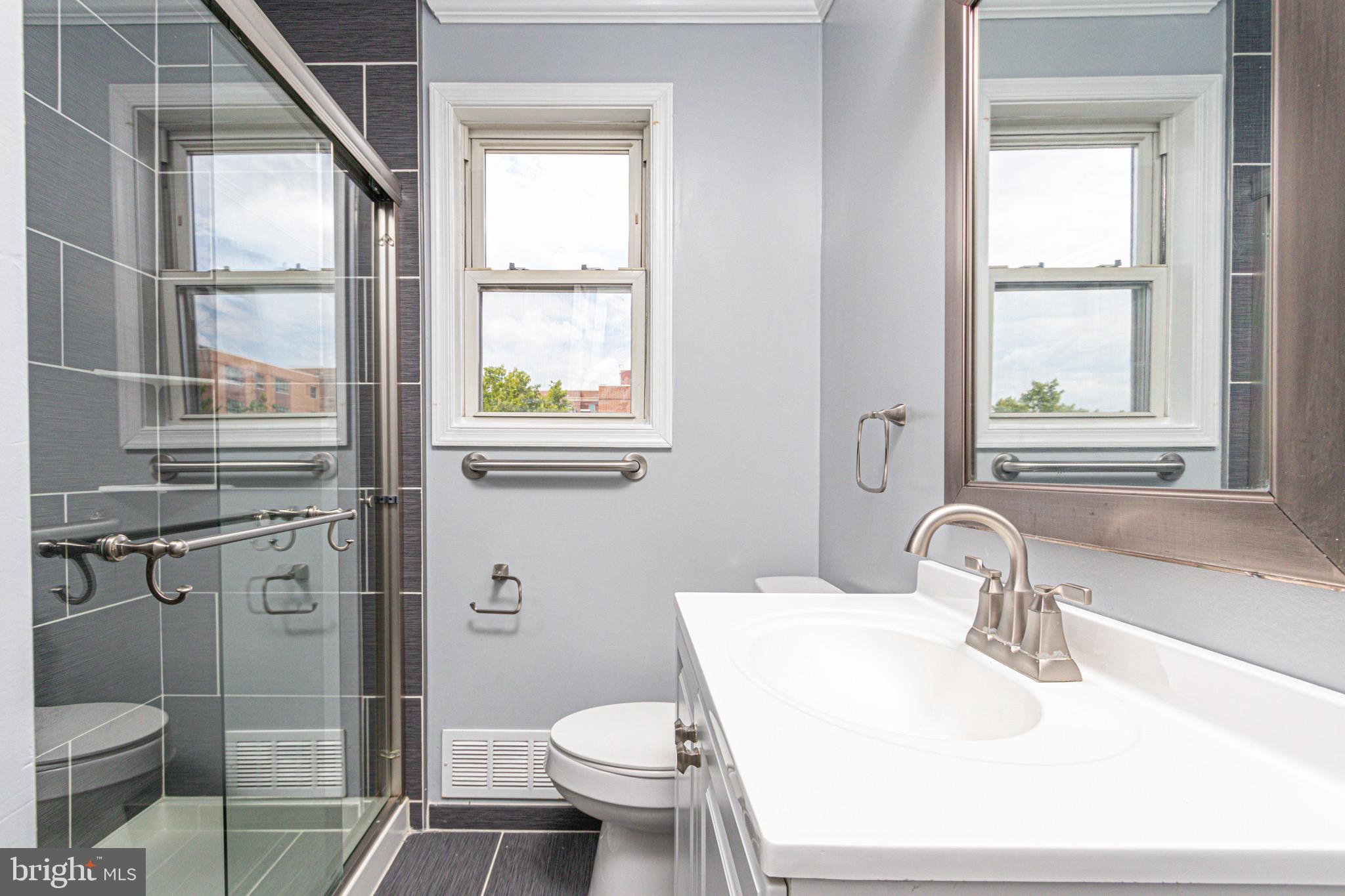 GREEKTOWN - Residential