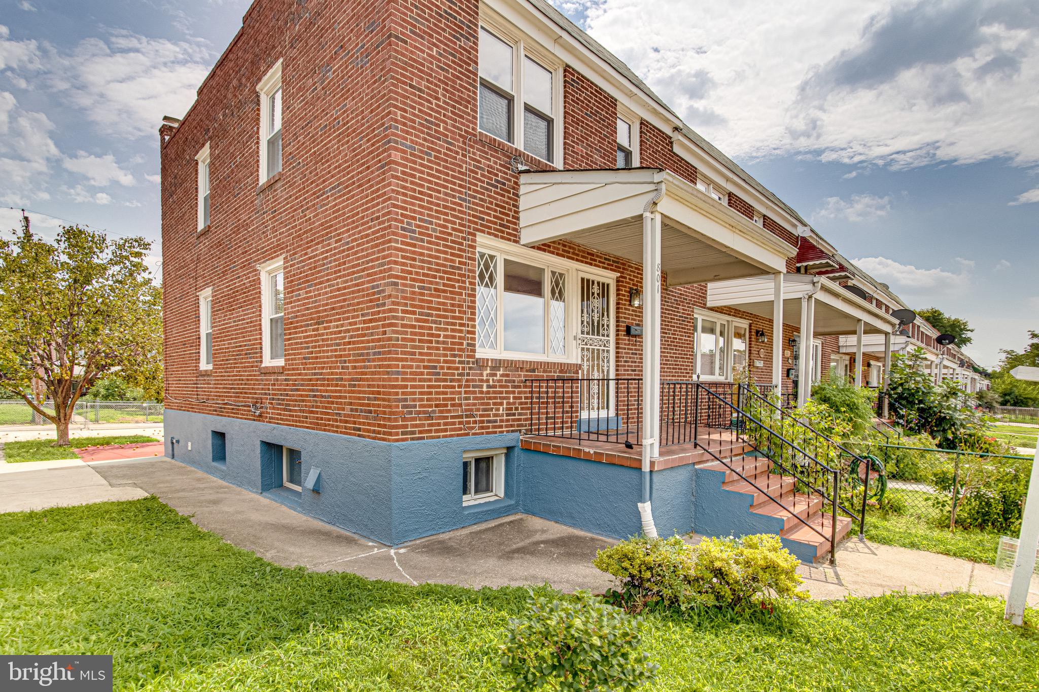 GREEKTOWN - Residential