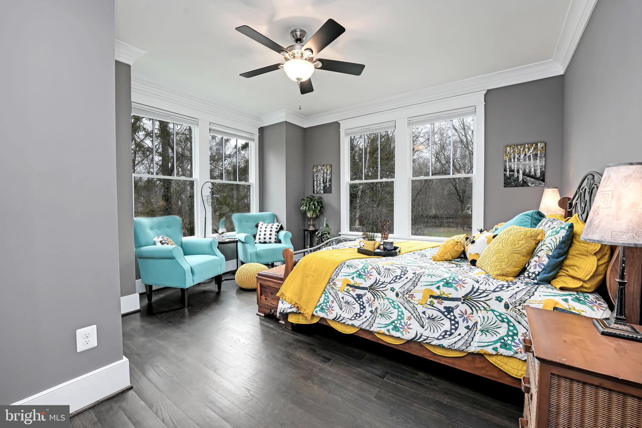 MURMURING PINES - Residential