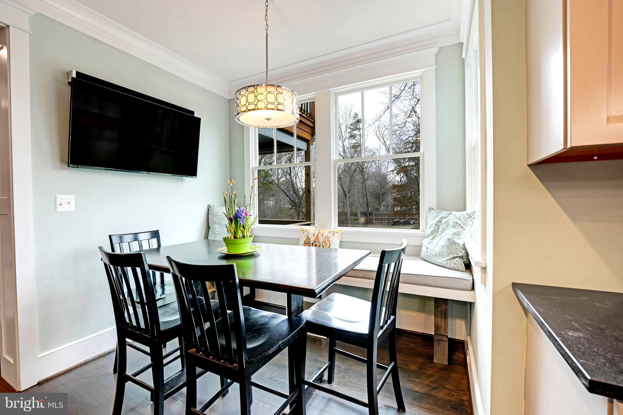 MURMURING PINES - Residential