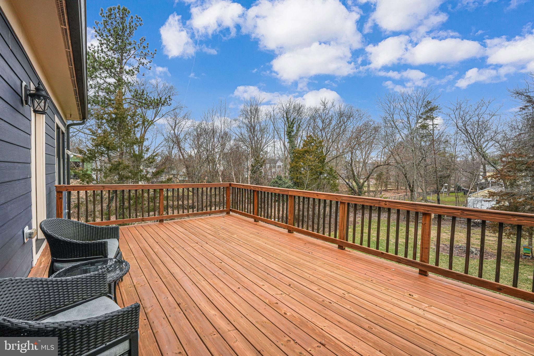 MURMURING PINES - Residential