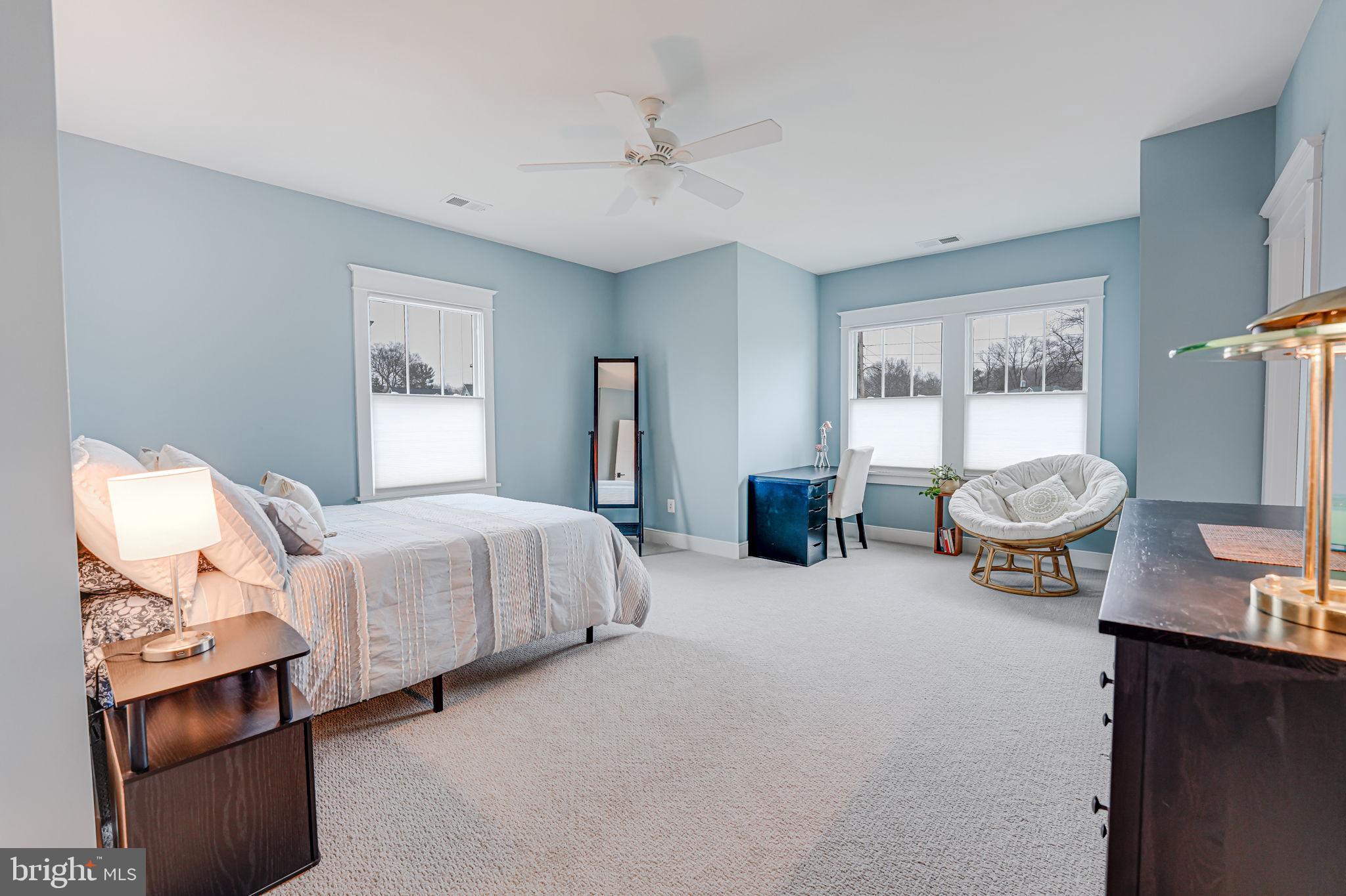 MURMURING PINES - Residential