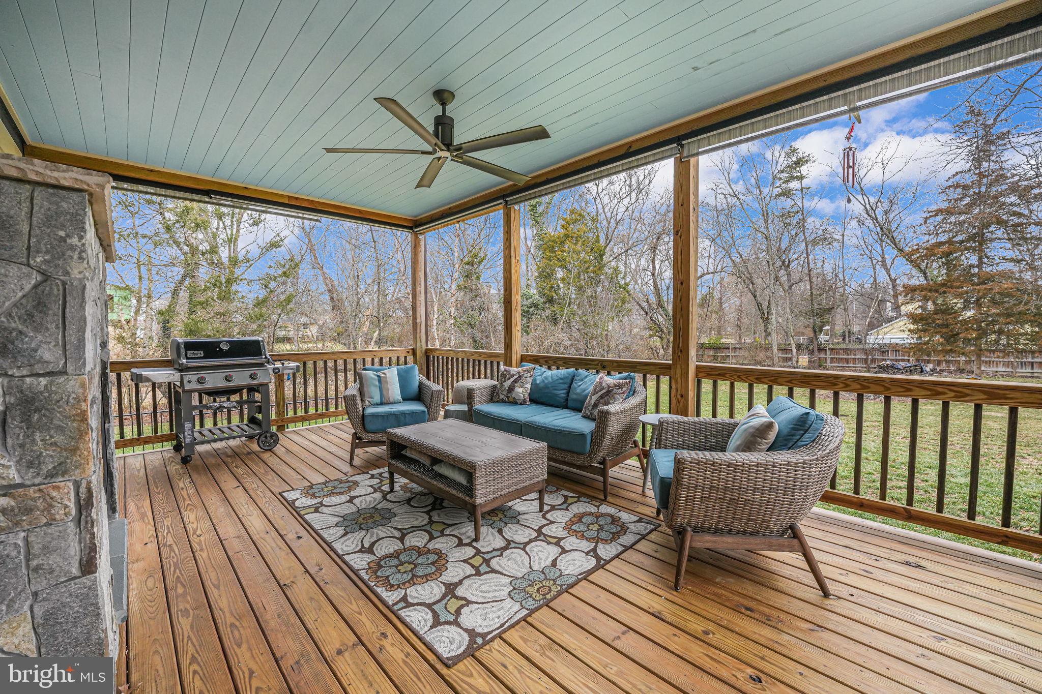 MURMURING PINES - Residential