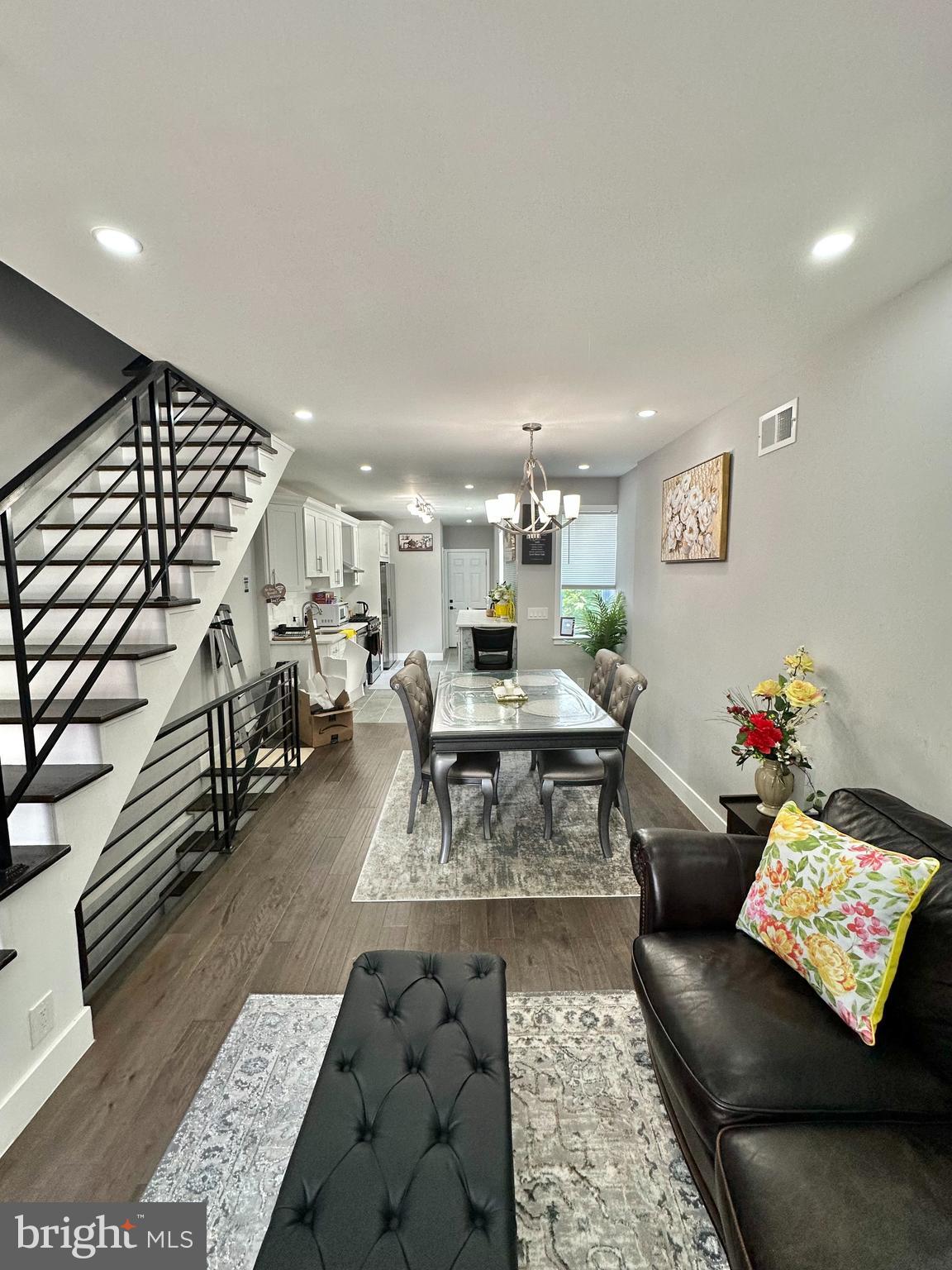 WHITMAN - Residential