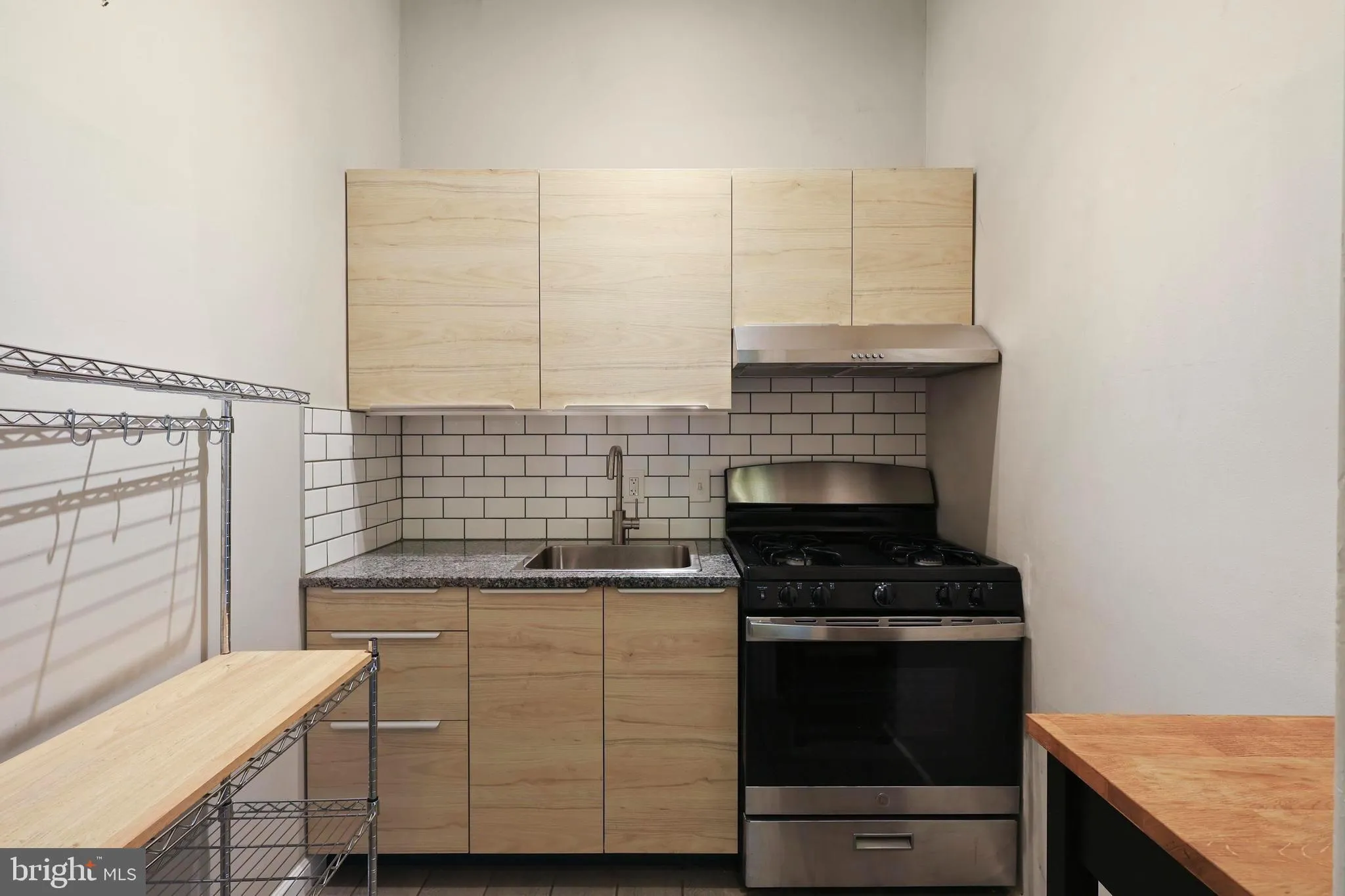 Baltimore, Maryland 21217, United States, 1 Bedroom Bedrooms, ,1 BathroomBathrooms,Residential,Active,191071