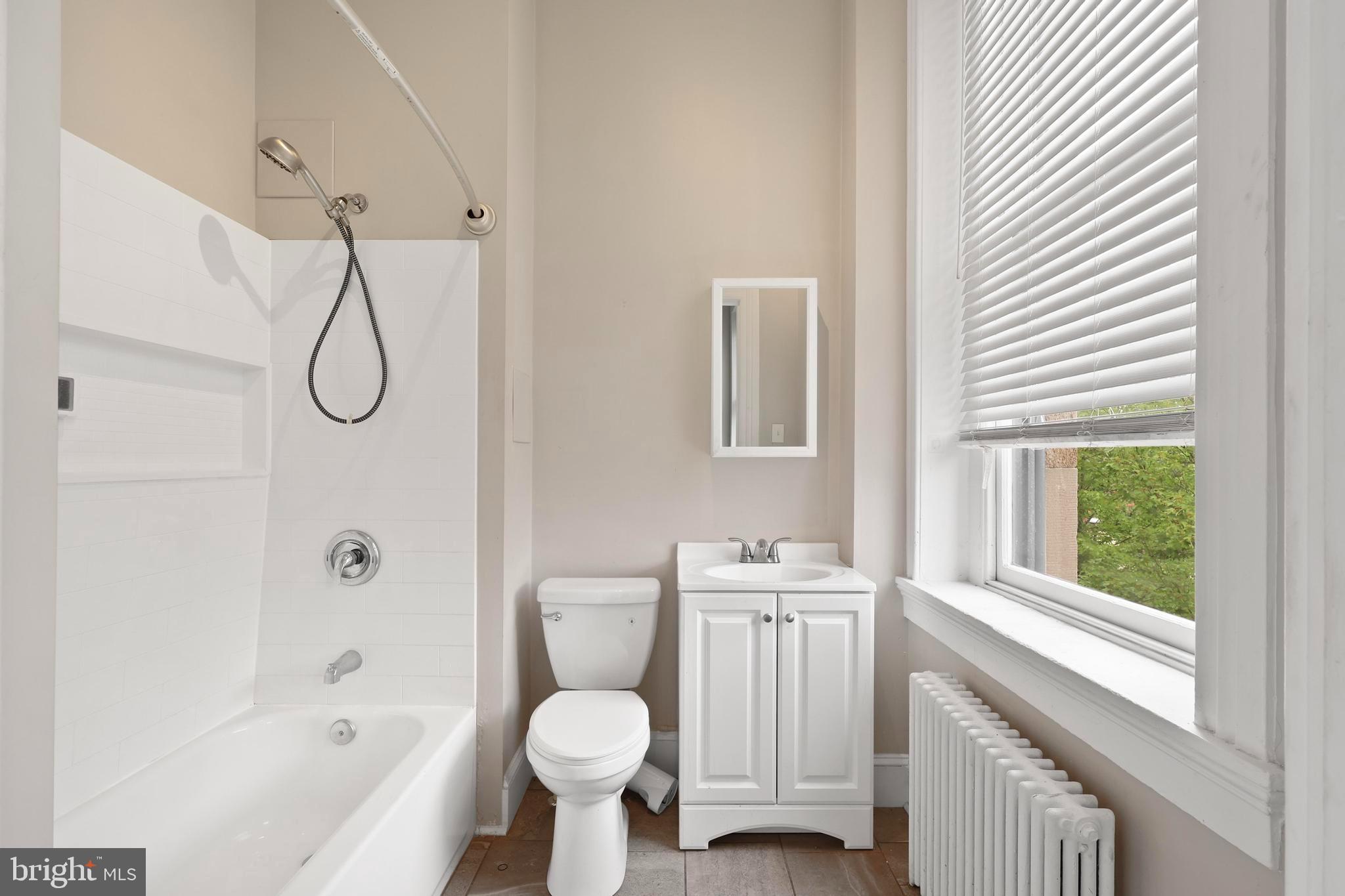 BOLTON HILL HISTORIC DISTRICT - Residential Lease