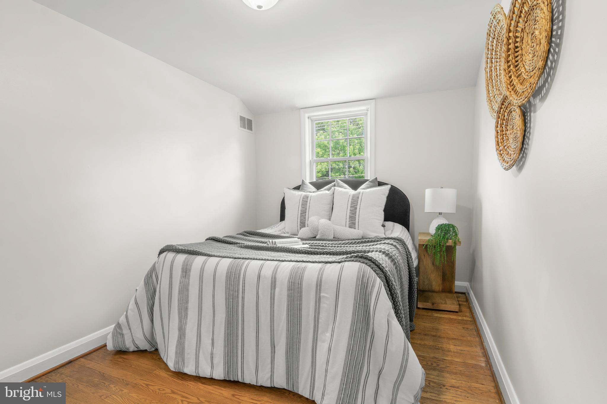 KNETTISHALL - Residential