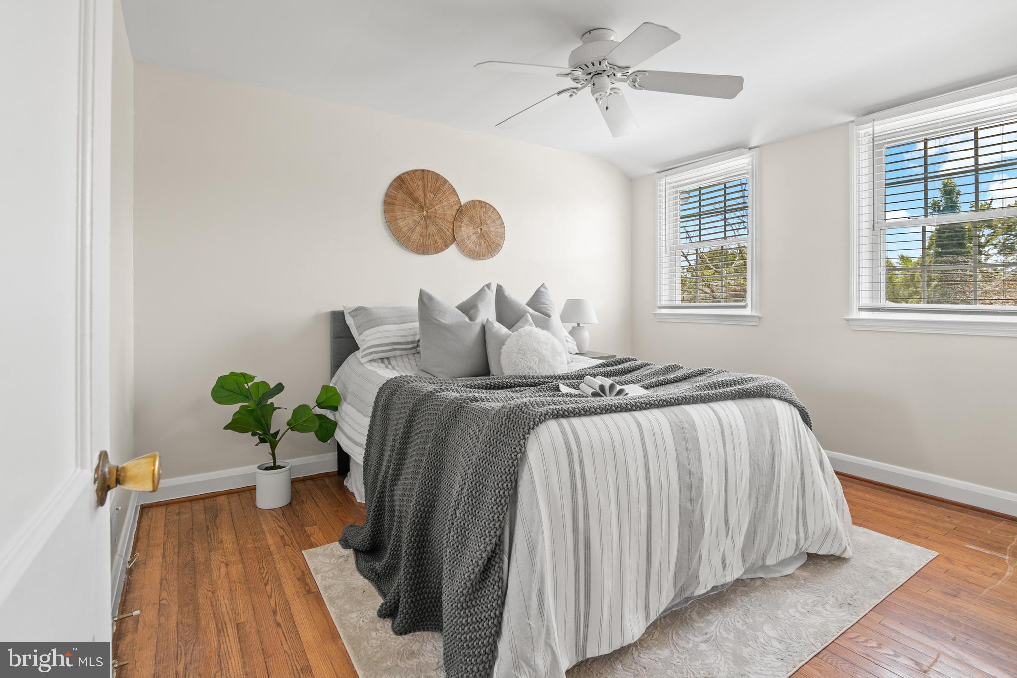 KNETTISHALL - Residential