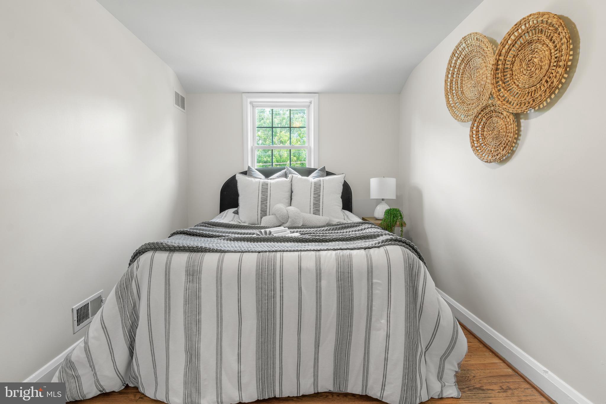 KNETTISHALL - Residential