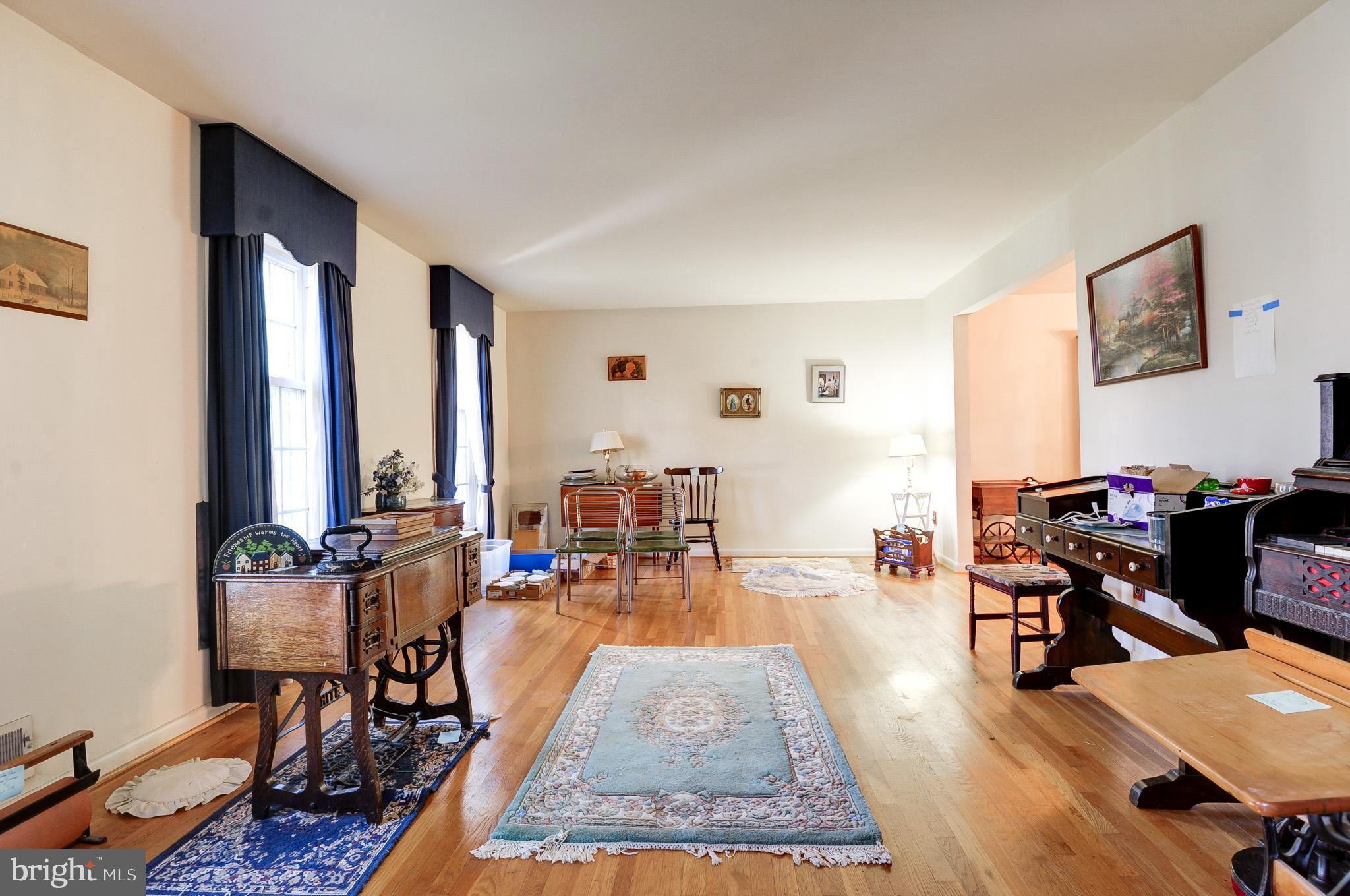 OAK ORCHARD - Residential