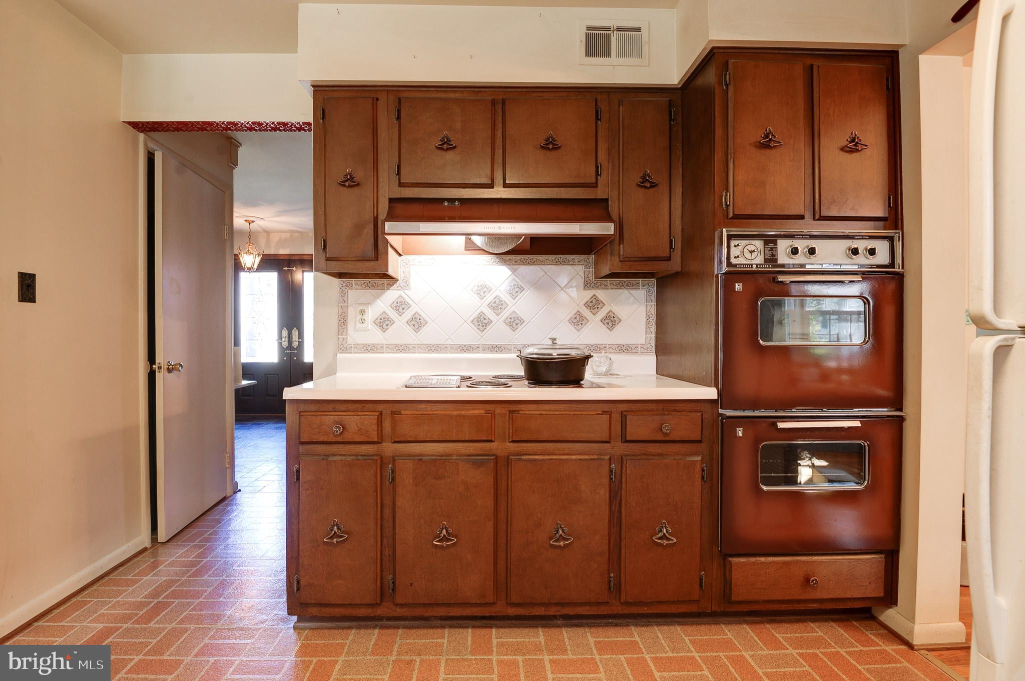 OAK ORCHARD - Residential