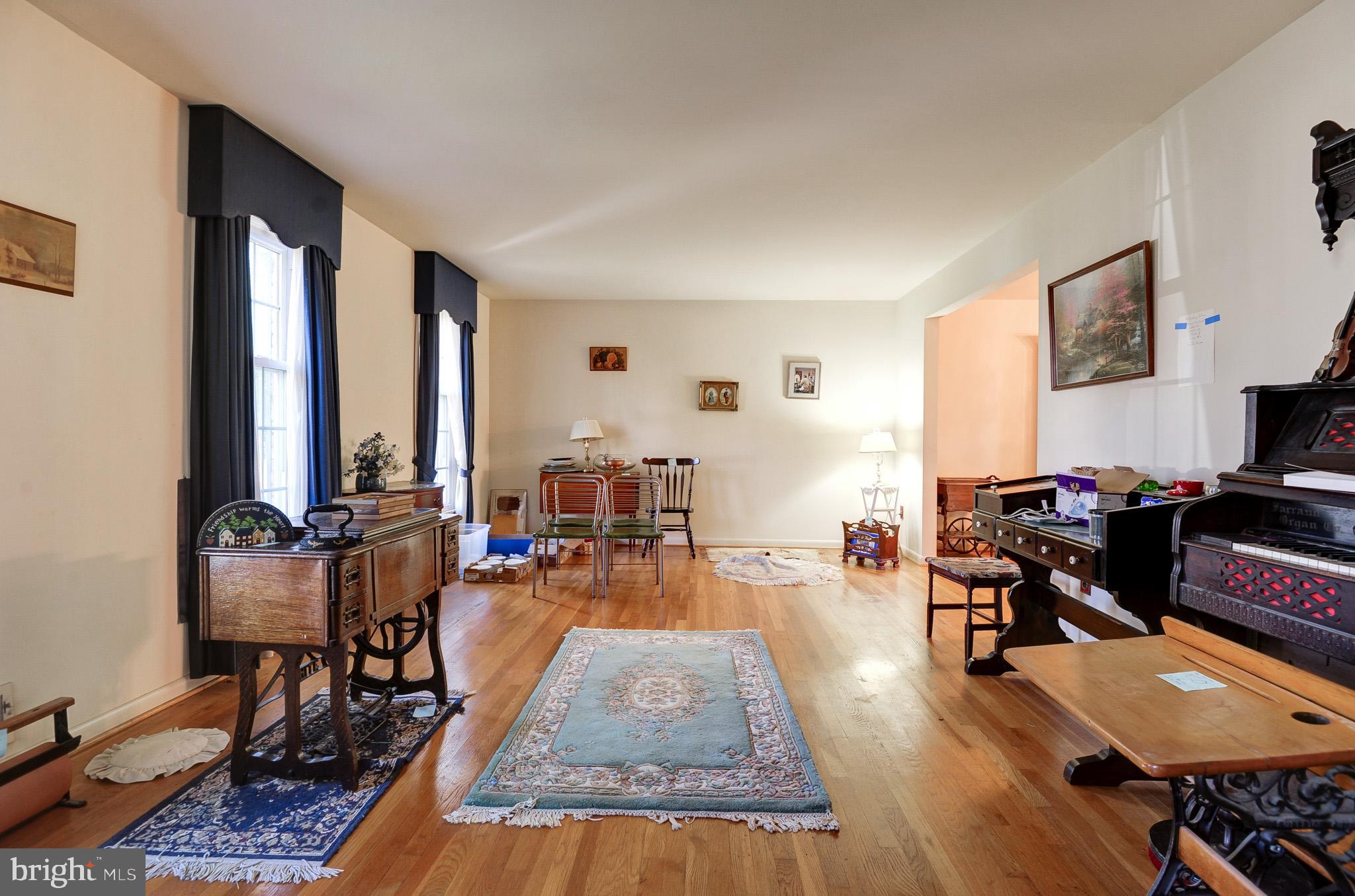 OAK ORCHARD - Residential