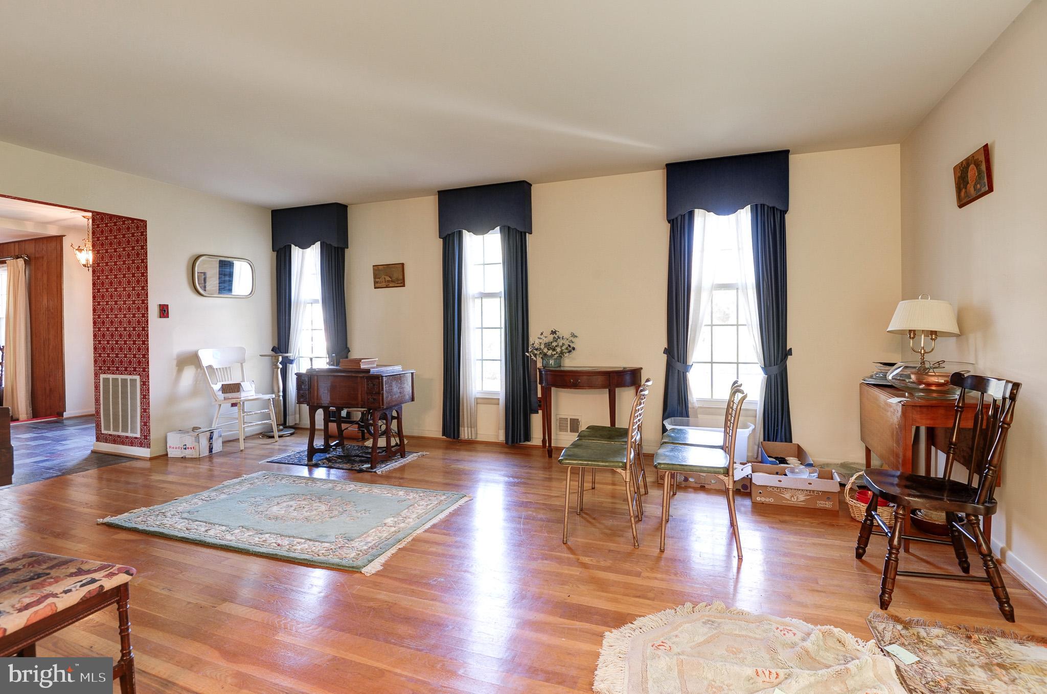 OAK ORCHARD - Residential