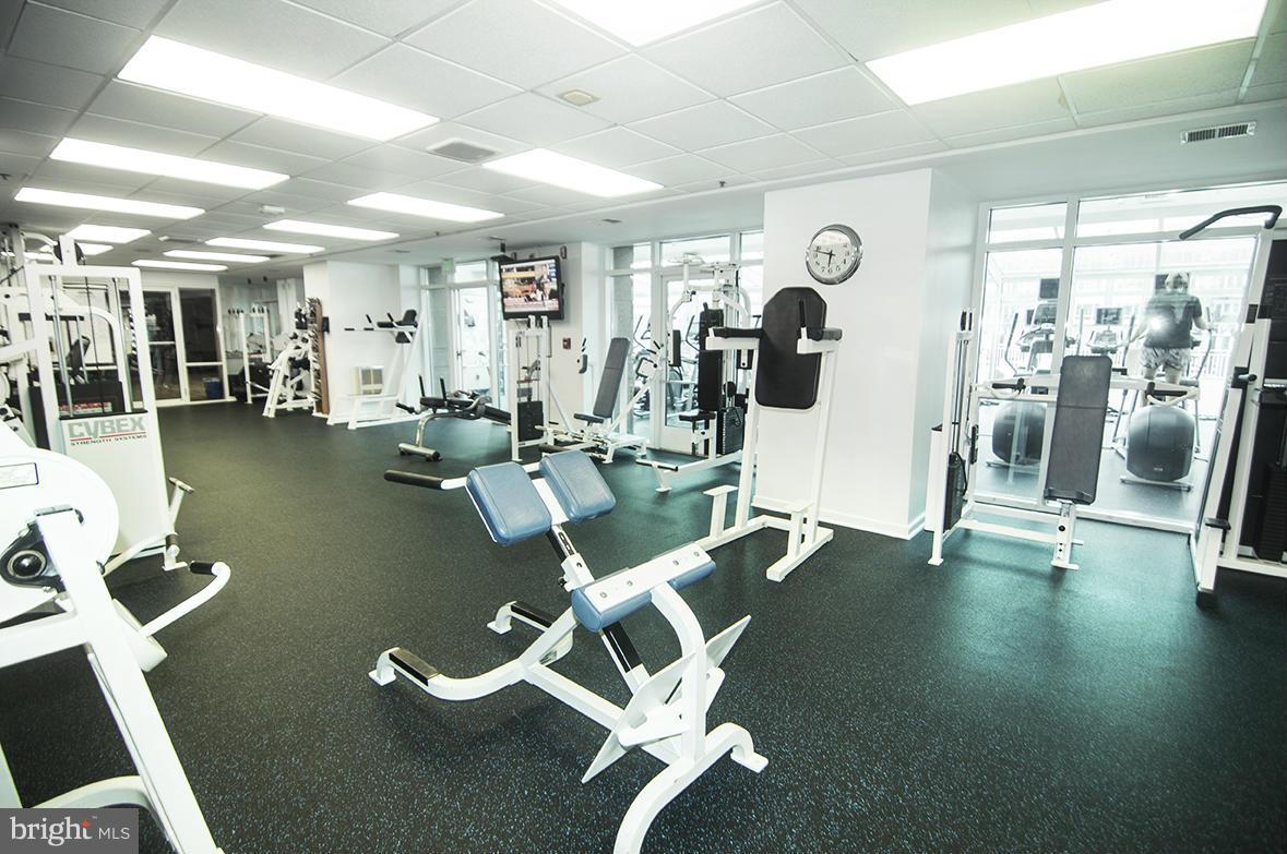 HARBORVIEW - Residential Lease