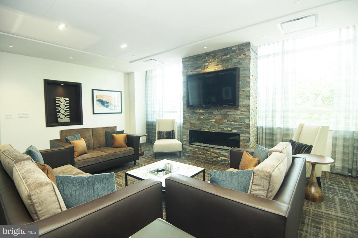 HARBORVIEW - Residential Lease