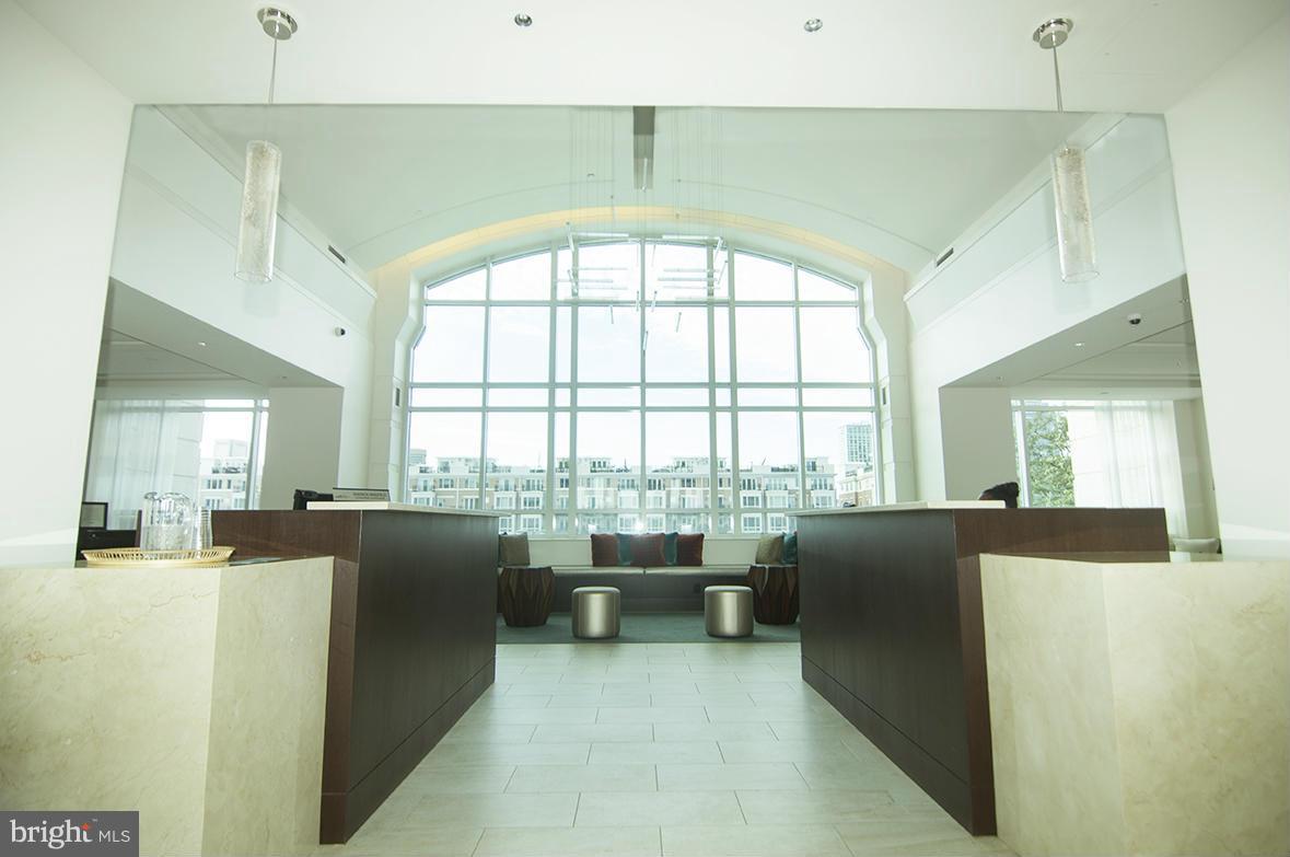 HARBORVIEW - Residential Lease