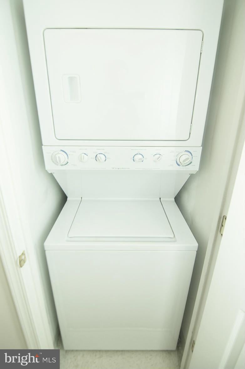 HARBORVIEW - Residential Lease