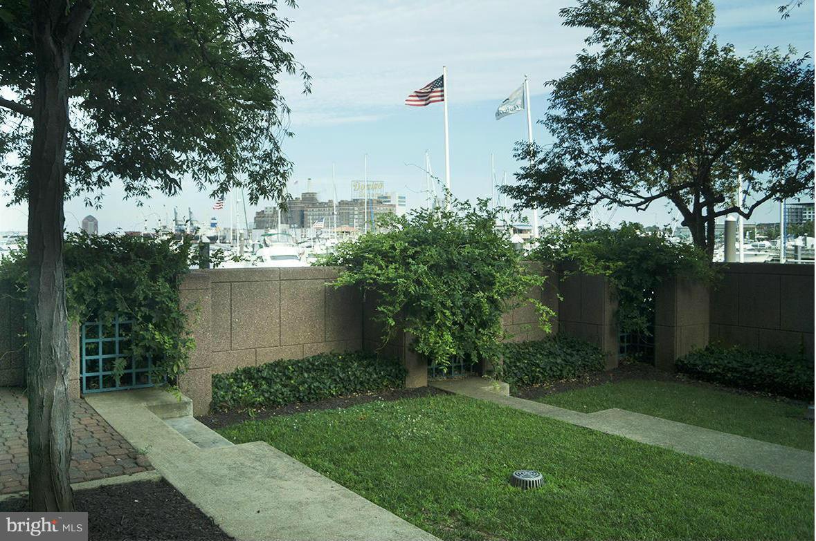 HARBORVIEW - Residential Lease