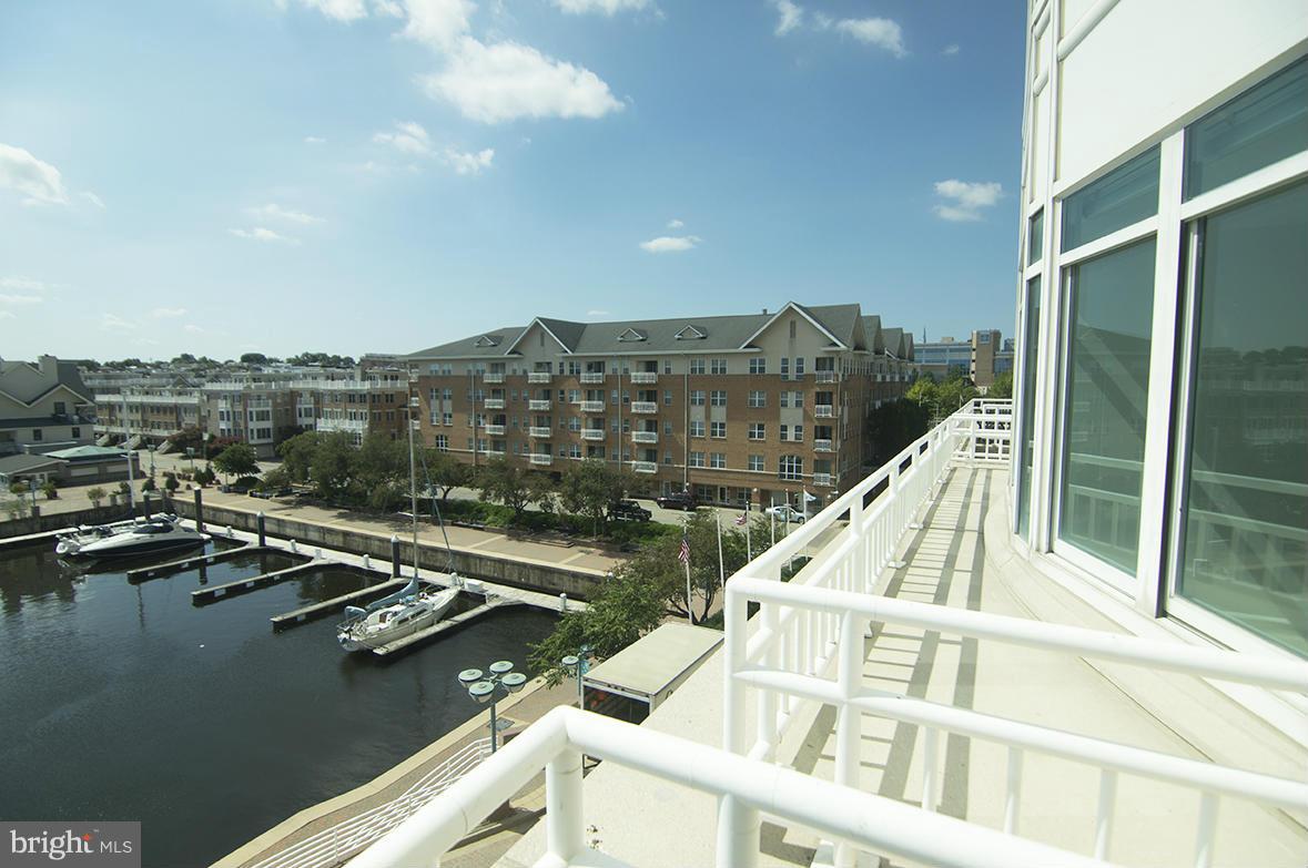 HARBORVIEW - Residential Lease