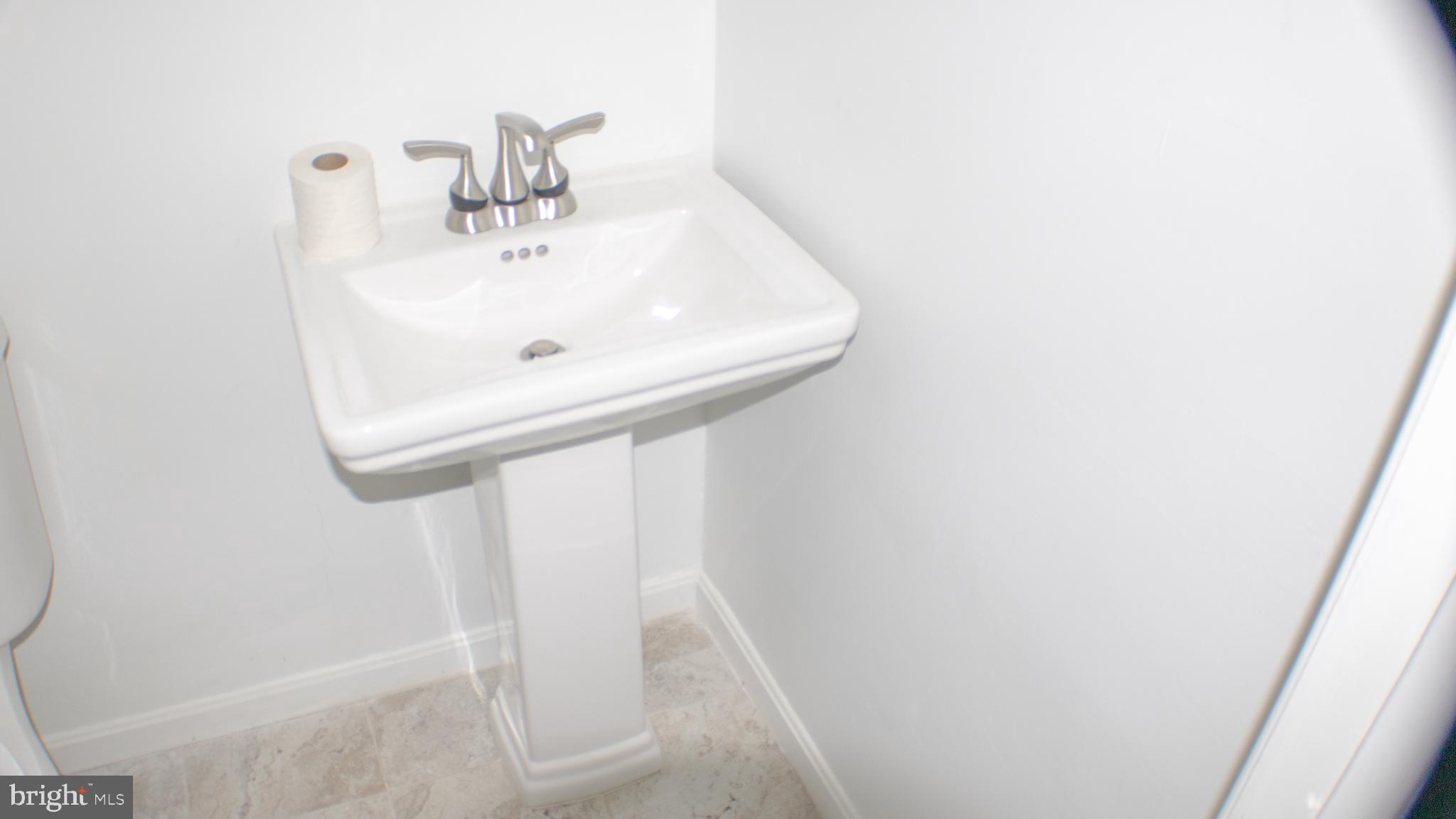 SHENANDOAH VALLEY - Residential Lease