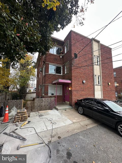 8817 GLENVILLE ROAD SILVER SPRING MD 20901