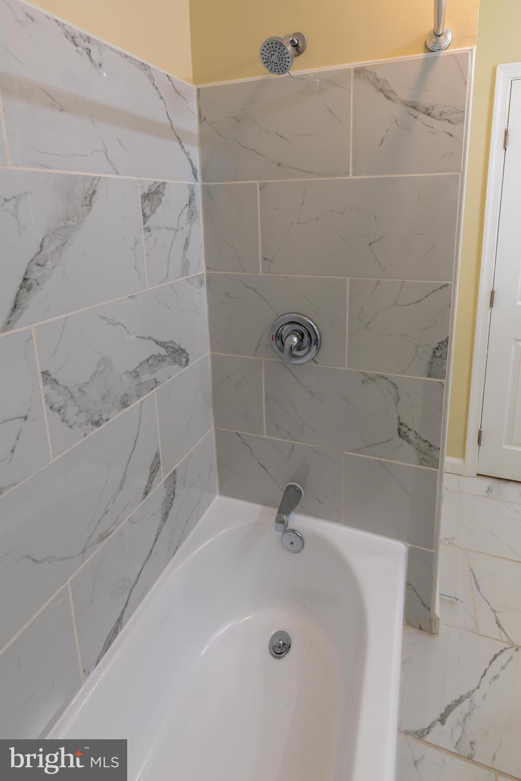 LYNN ACRES - Residential Lease