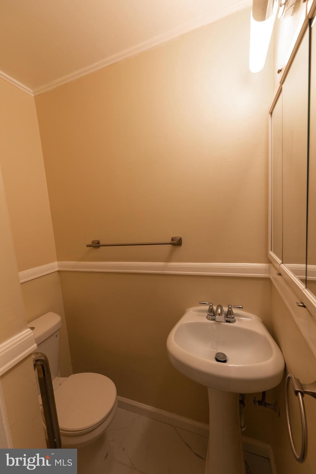 LYNN ACRES - Residential Lease