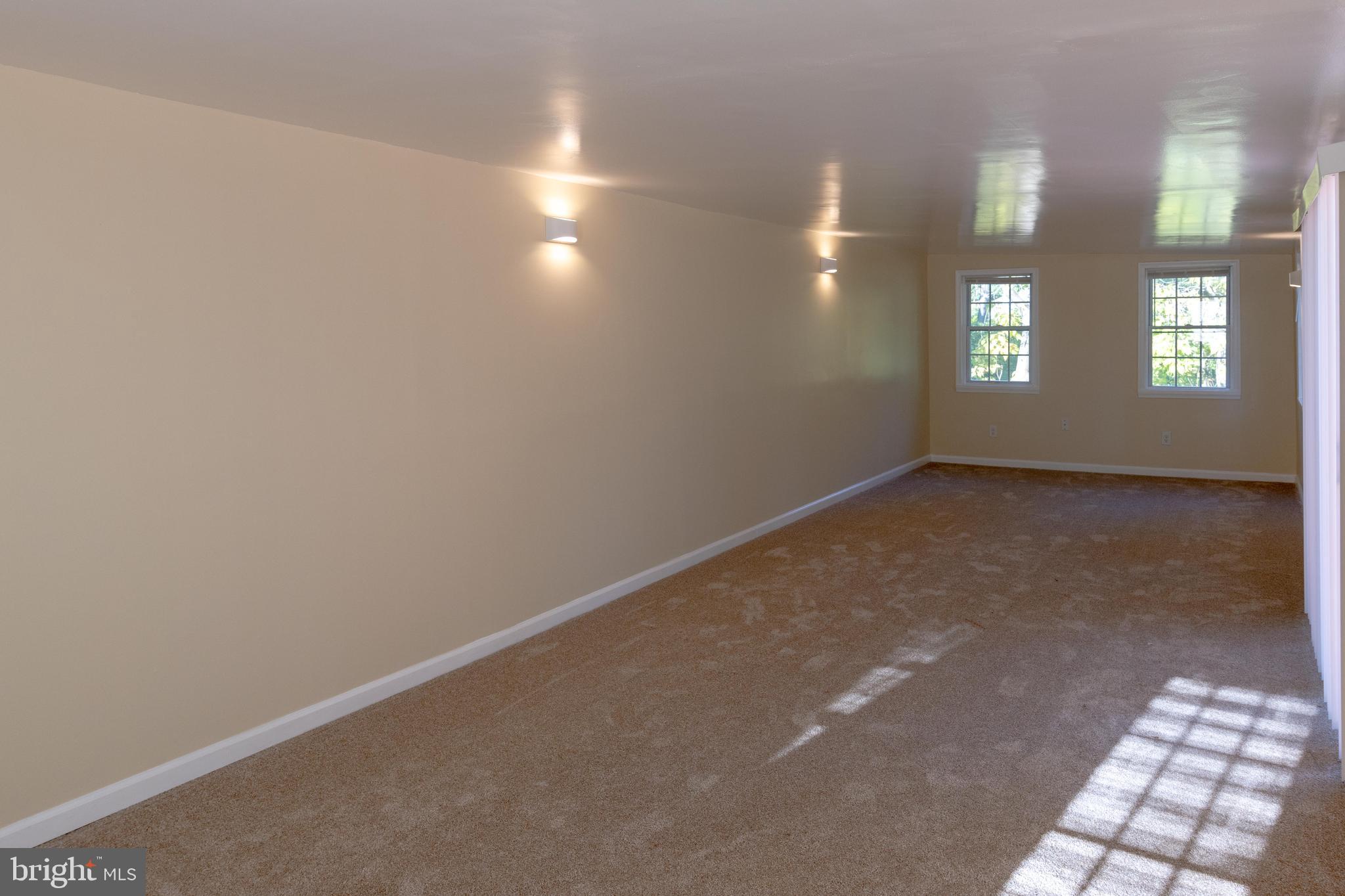 LYNN ACRES - Residential Lease