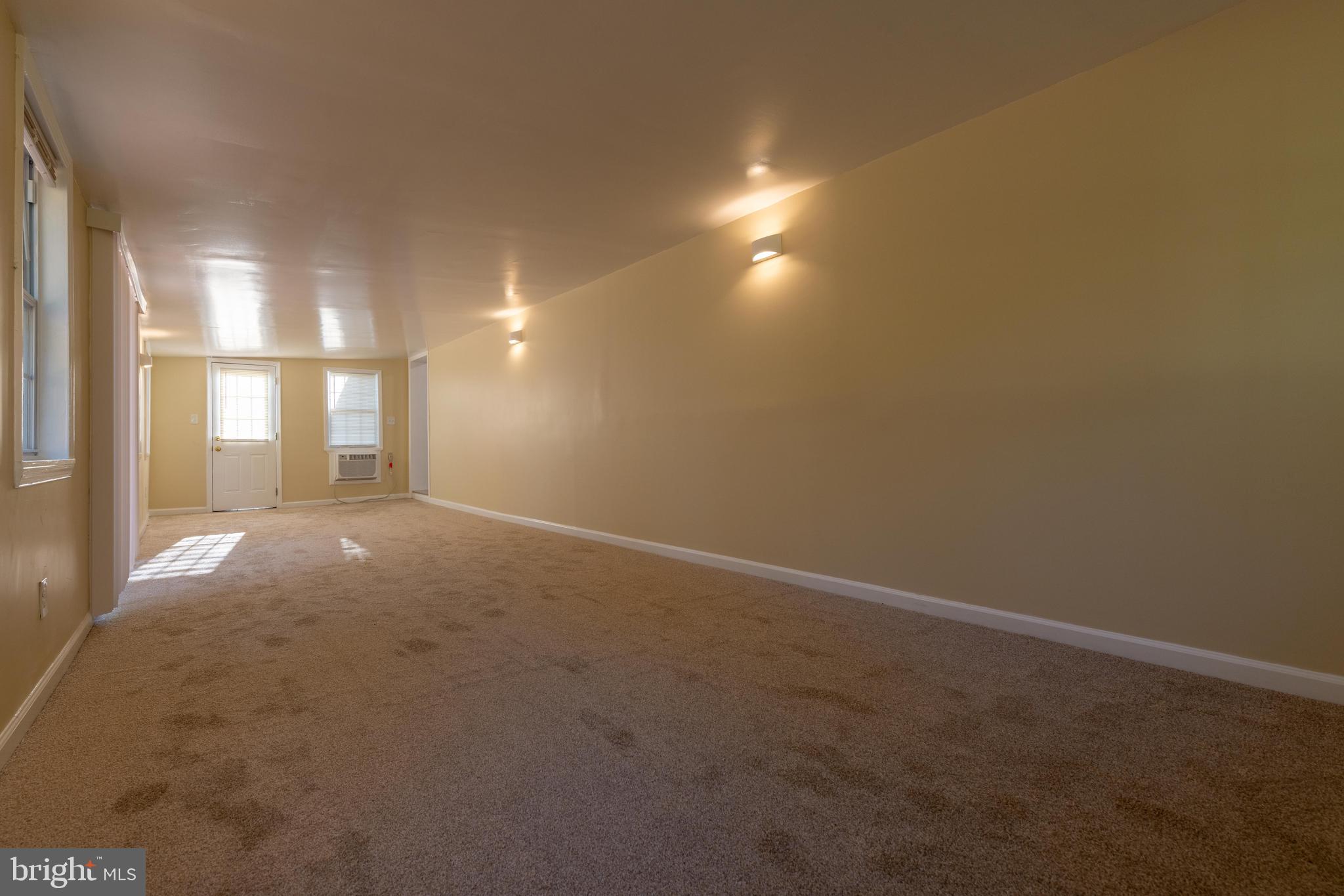 LYNN ACRES - Residential Lease