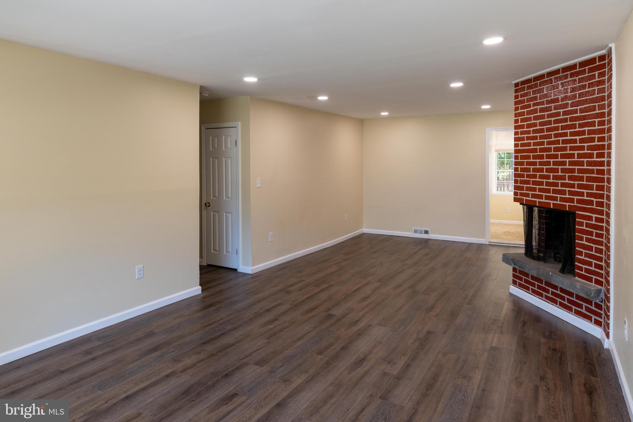 LYNN ACRES - Residential Lease