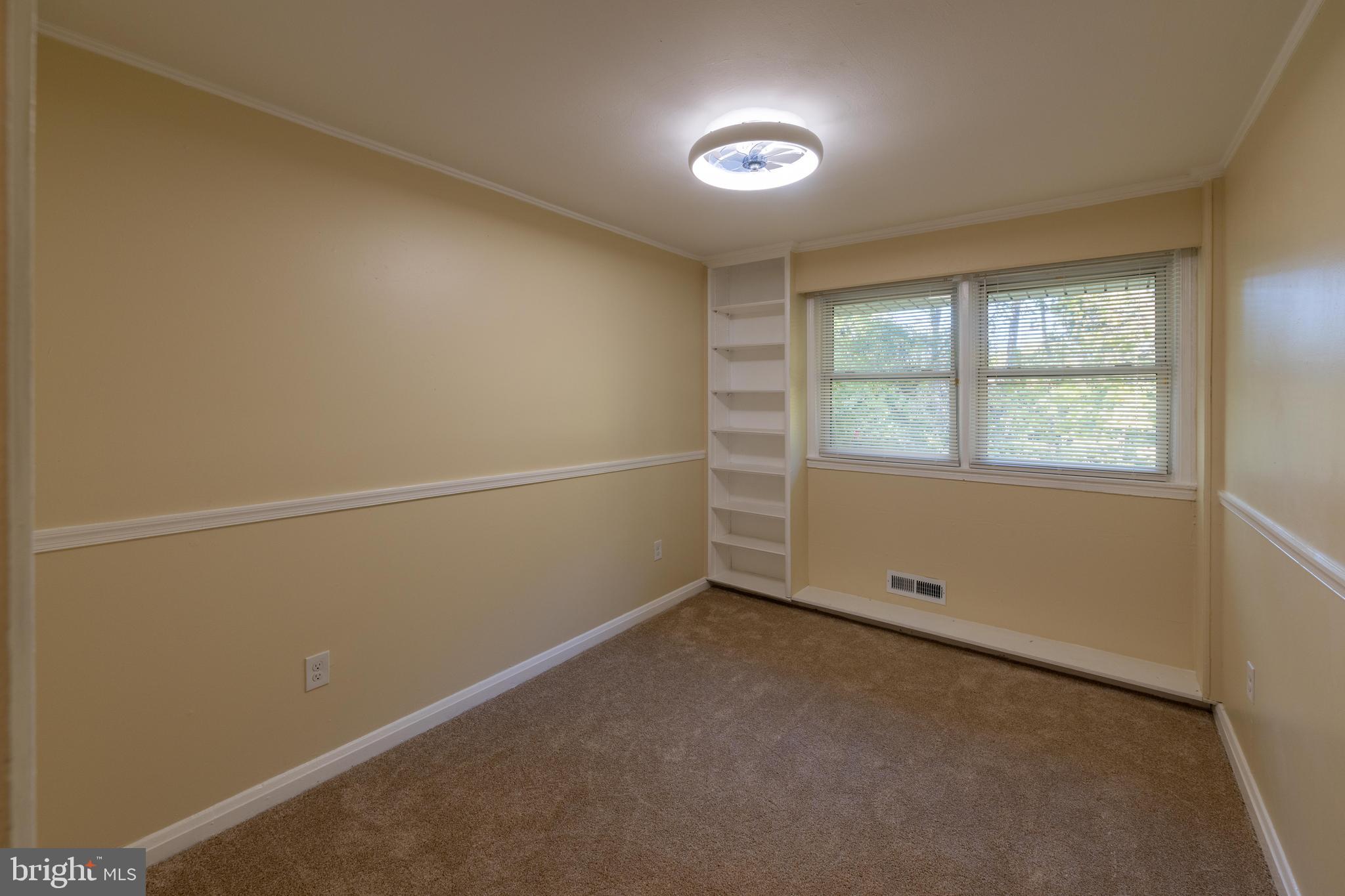 LYNN ACRES - Residential Lease