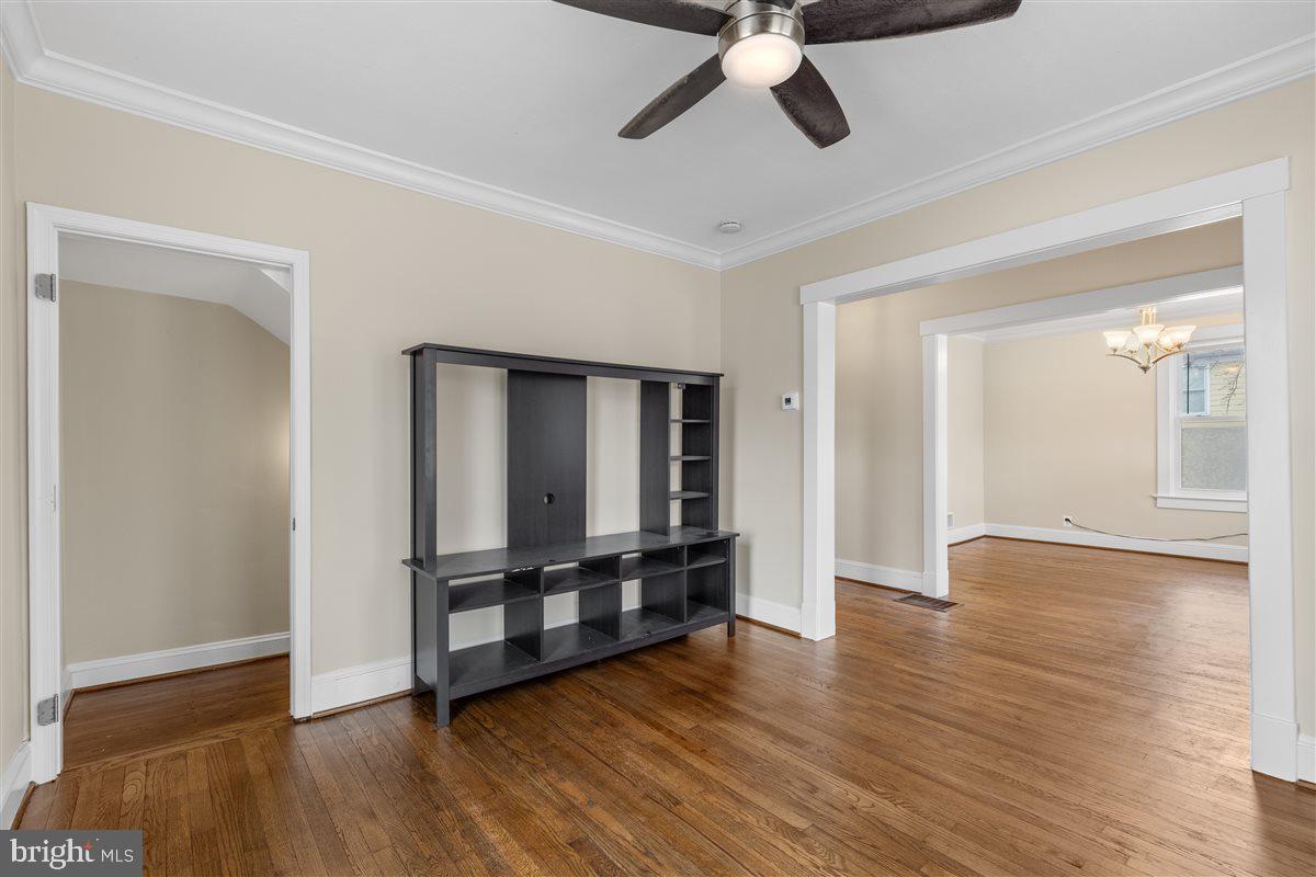 GAITHERSBURG OUTSIDE - Residential