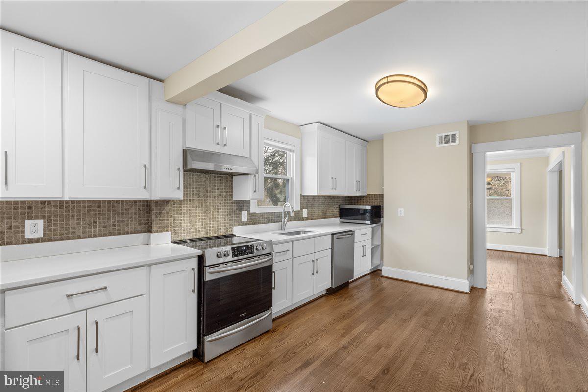 GAITHERSBURG OUTSIDE - Residential