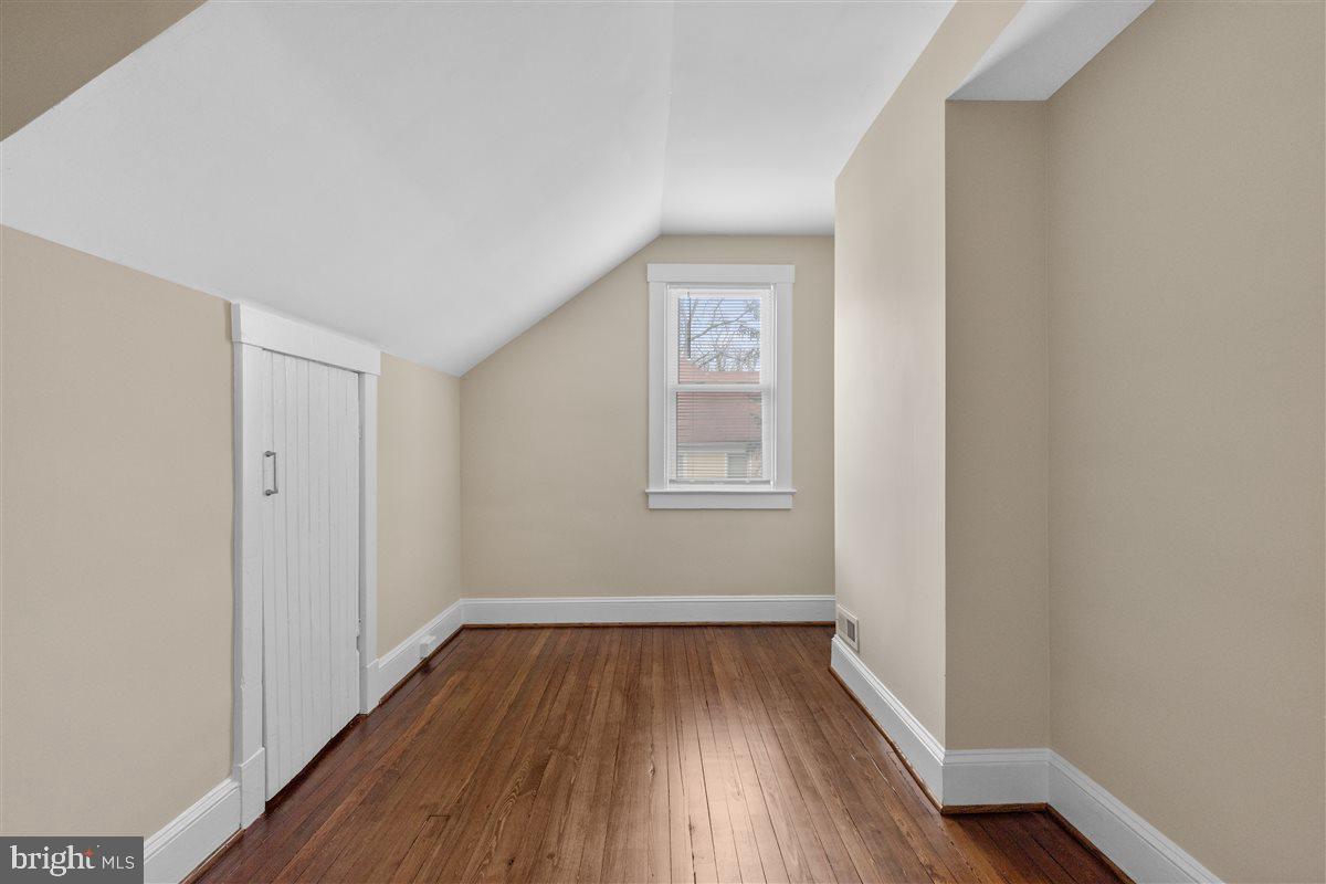 GAITHERSBURG OUTSIDE - Residential