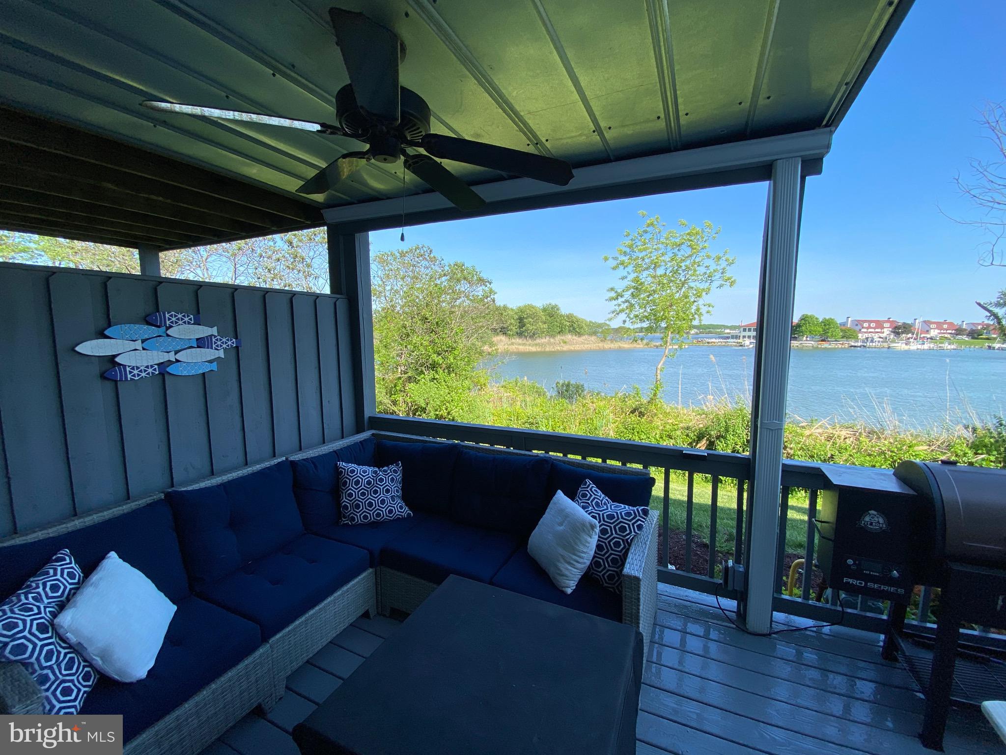 BAYSIDE - Residential