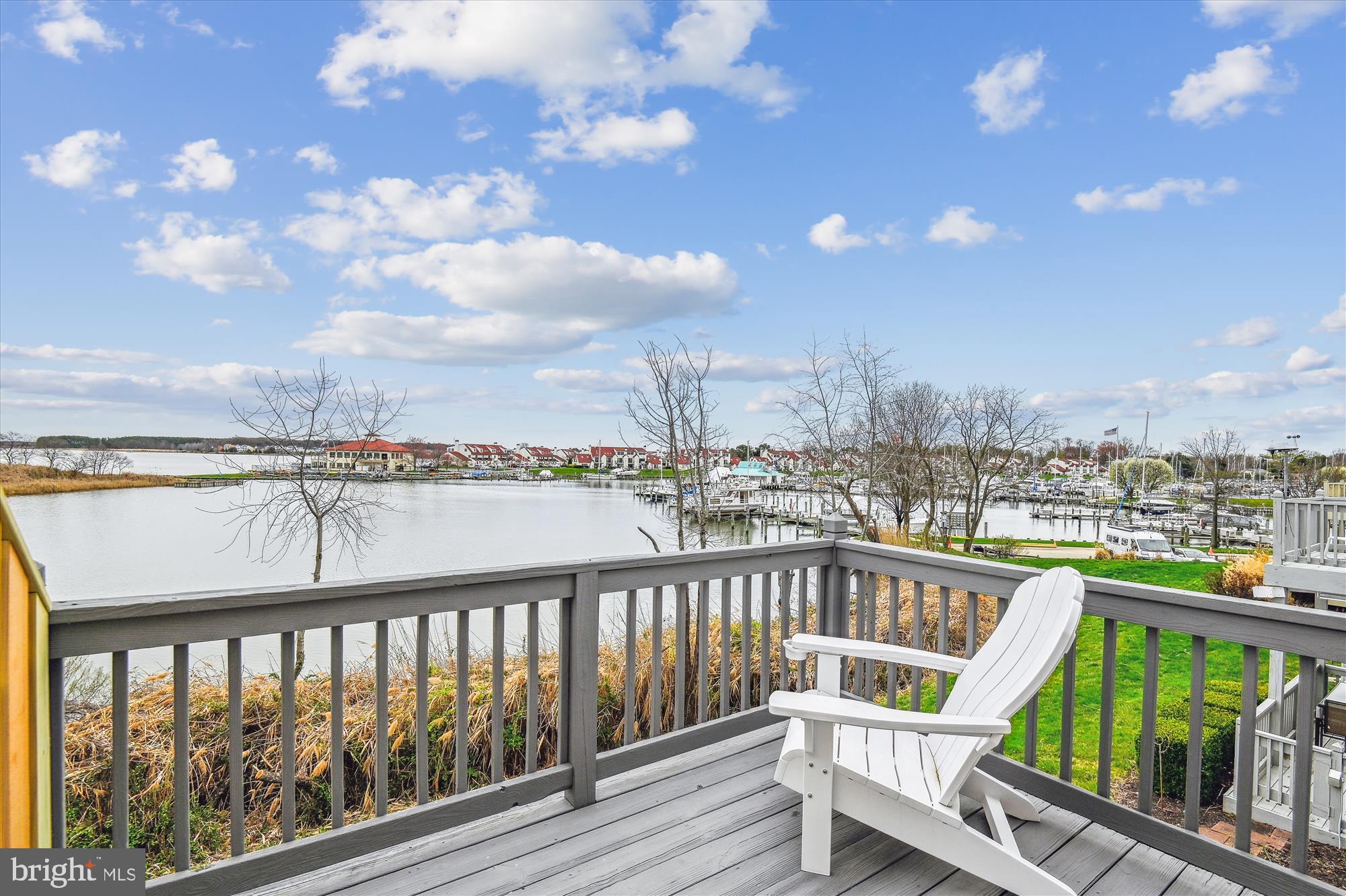 BAYSIDE - Residential