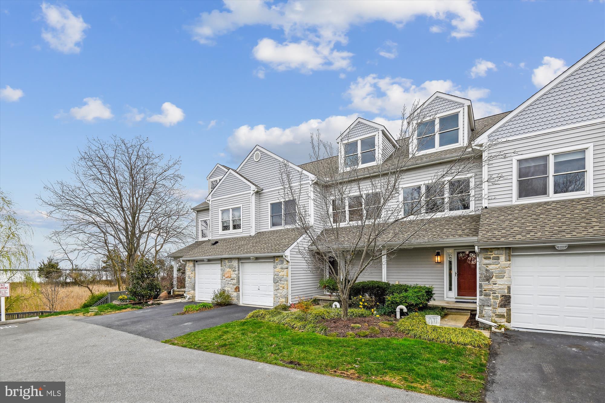 BAYSIDE - Residential