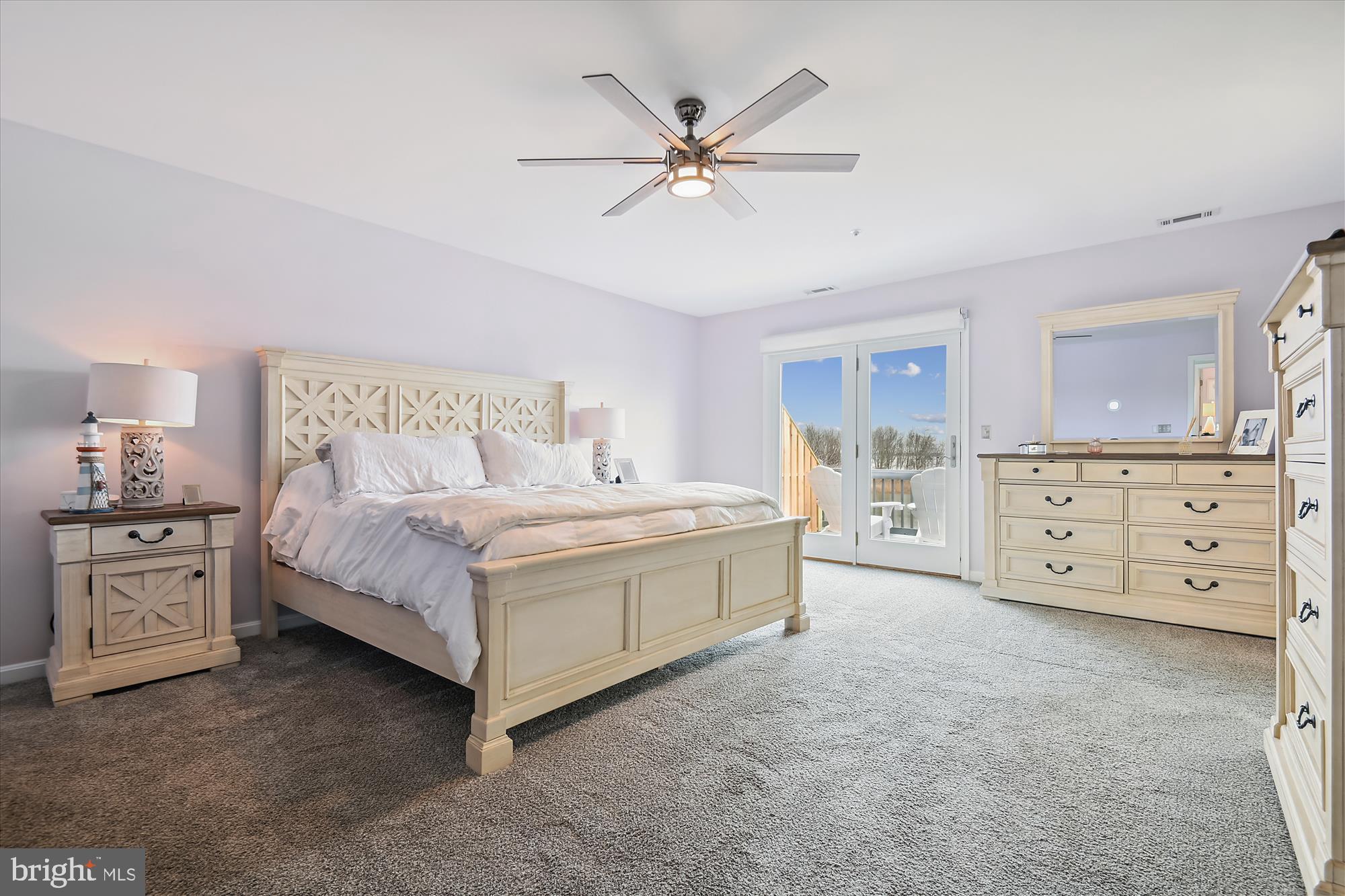 BAYSIDE - Residential