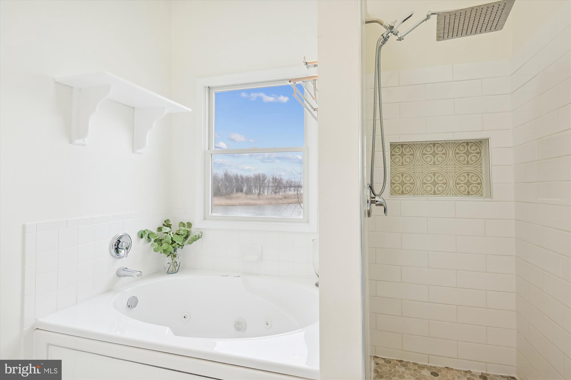 BAYSIDE - Residential