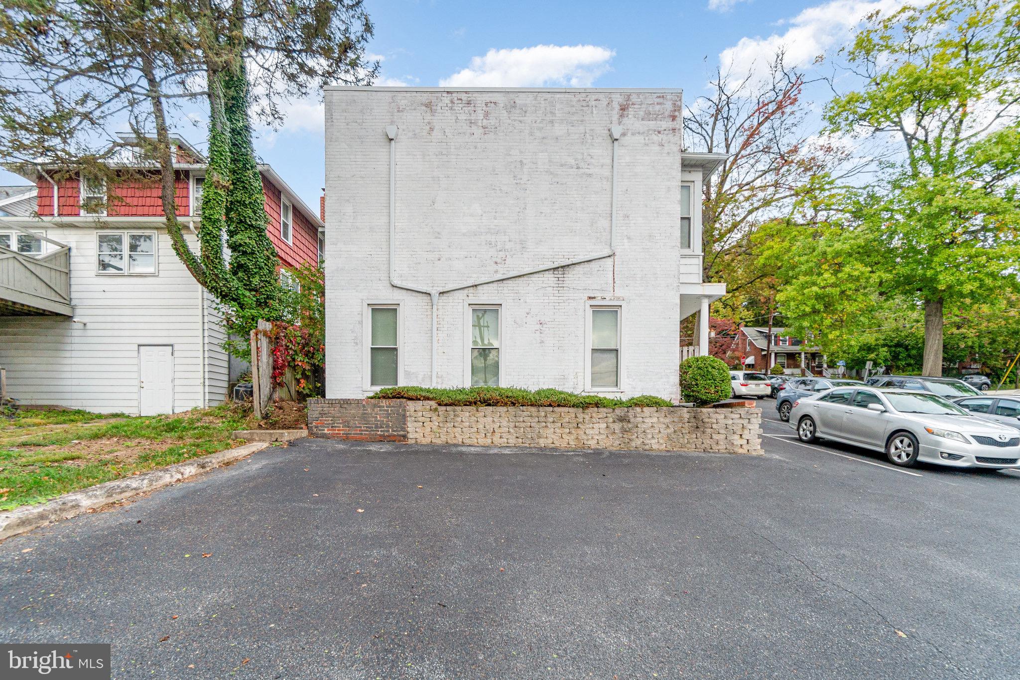 312 WALNUT STREET