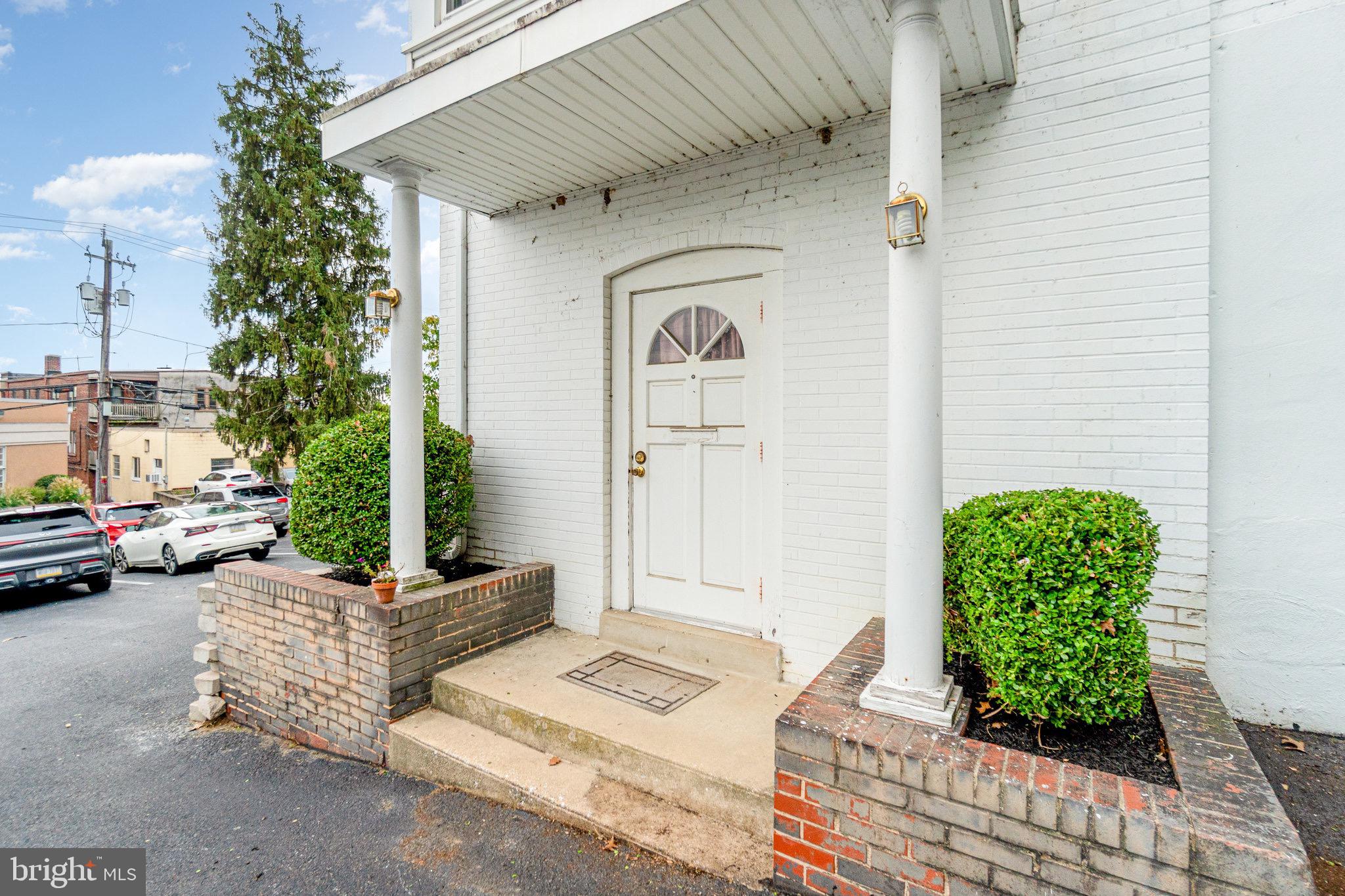 312 WALNUT STREET