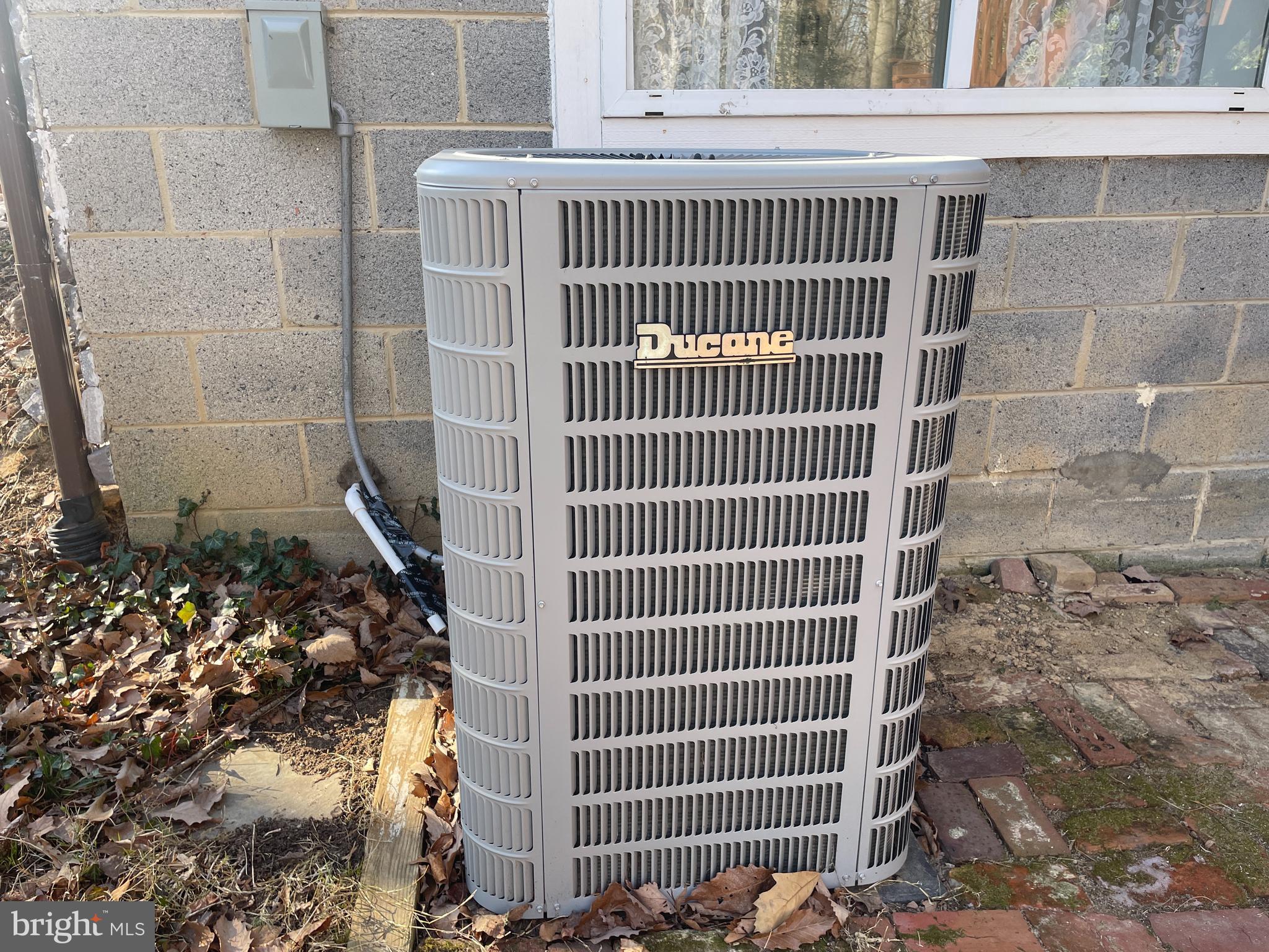 WHITE SANDS - Residential