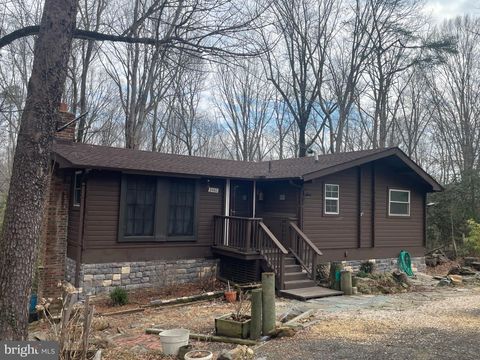 Homes For Sale - 8480 Chesley Drive<br/> LUSBY, MD 20657