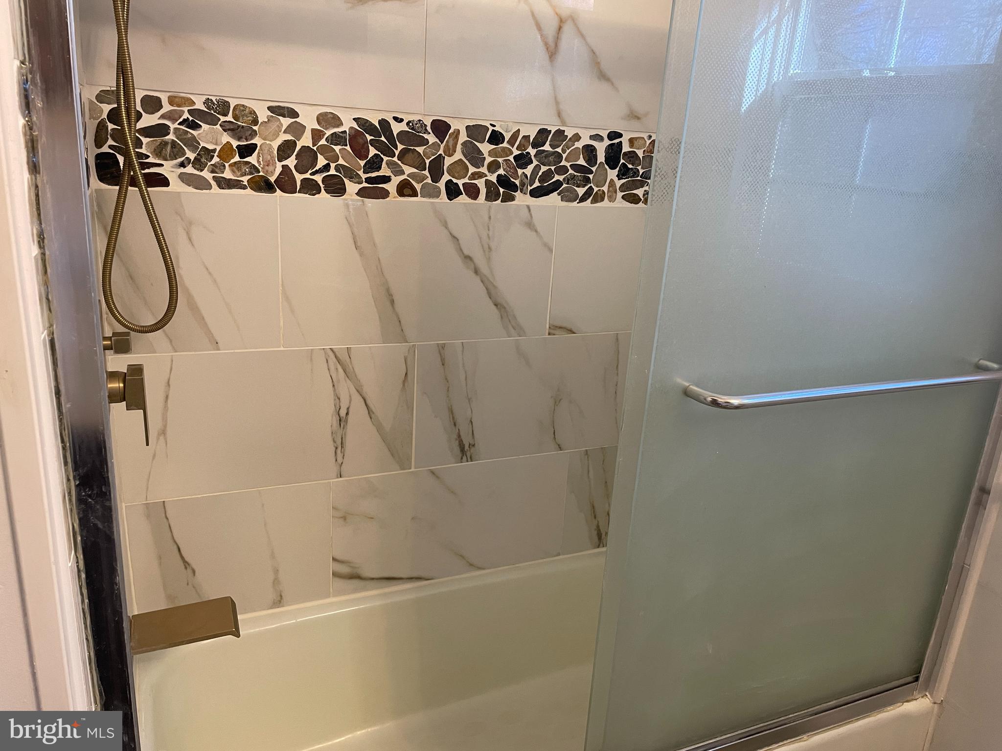 WHITE SANDS - Residential