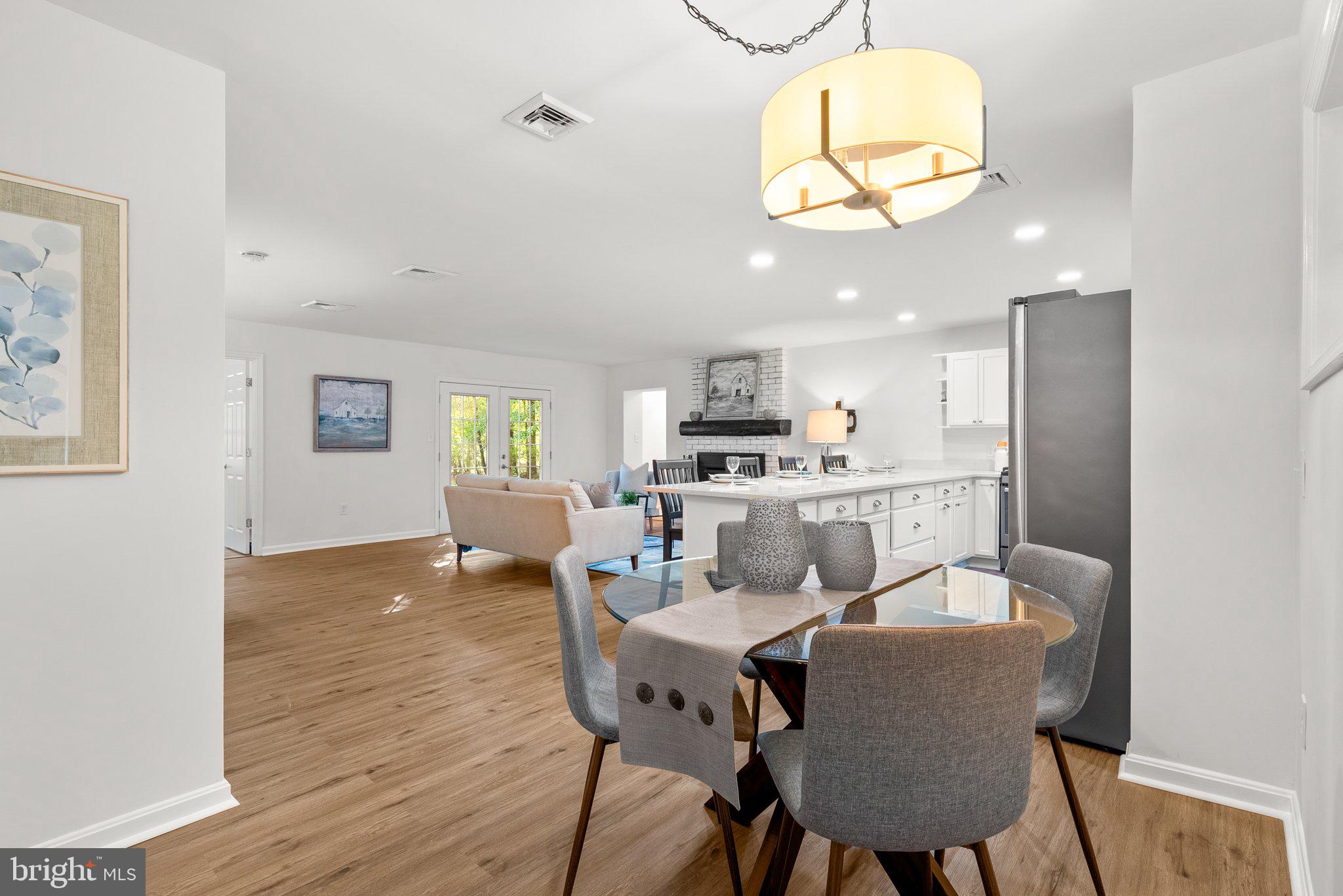 SHADY SIDE - Residential