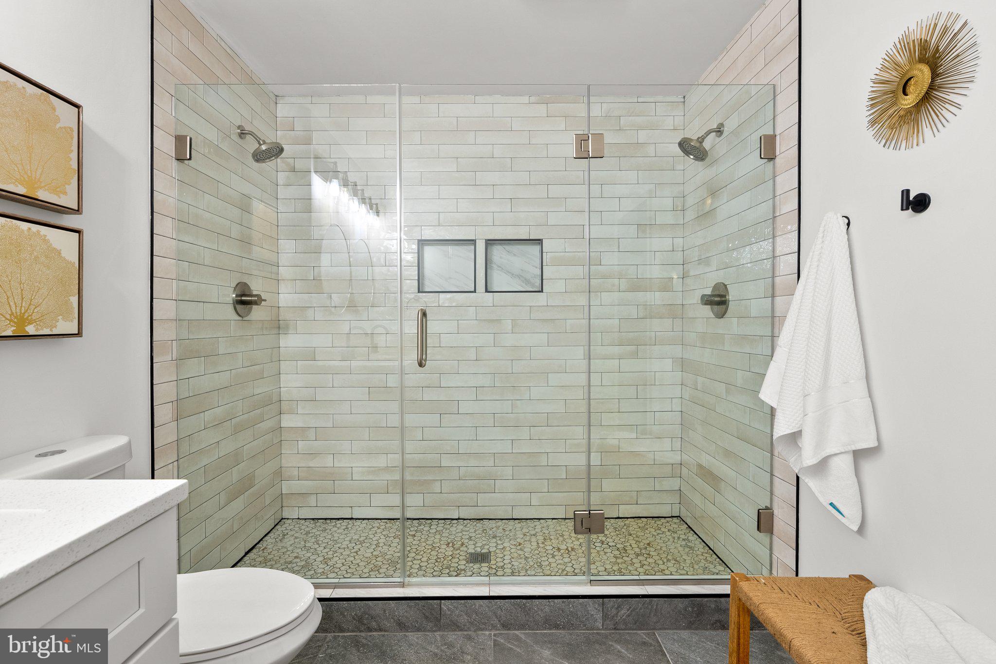 SHADY SIDE - Residential